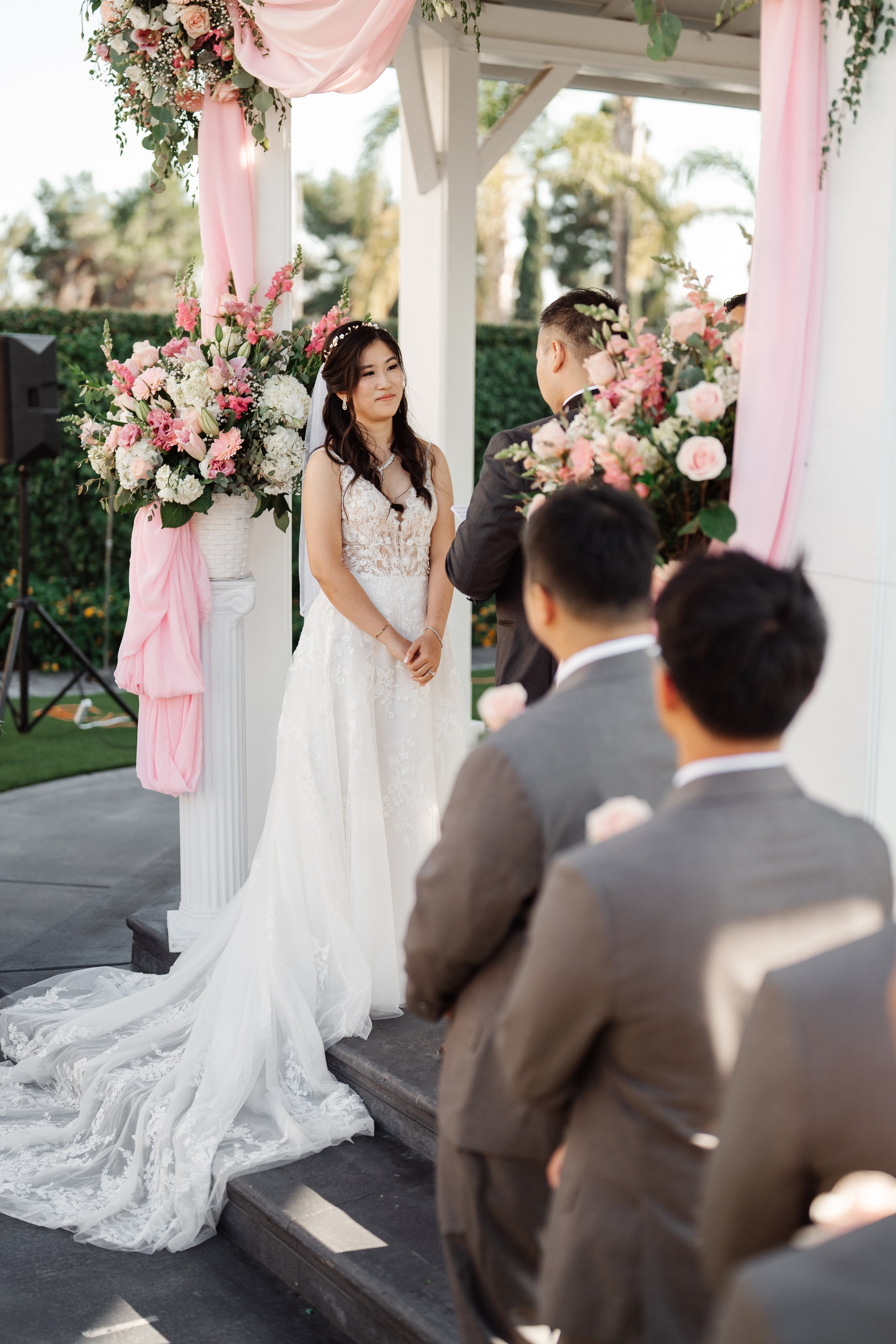 2025-08-16_AndreaChristopher. Ретушер Зенькевич Света