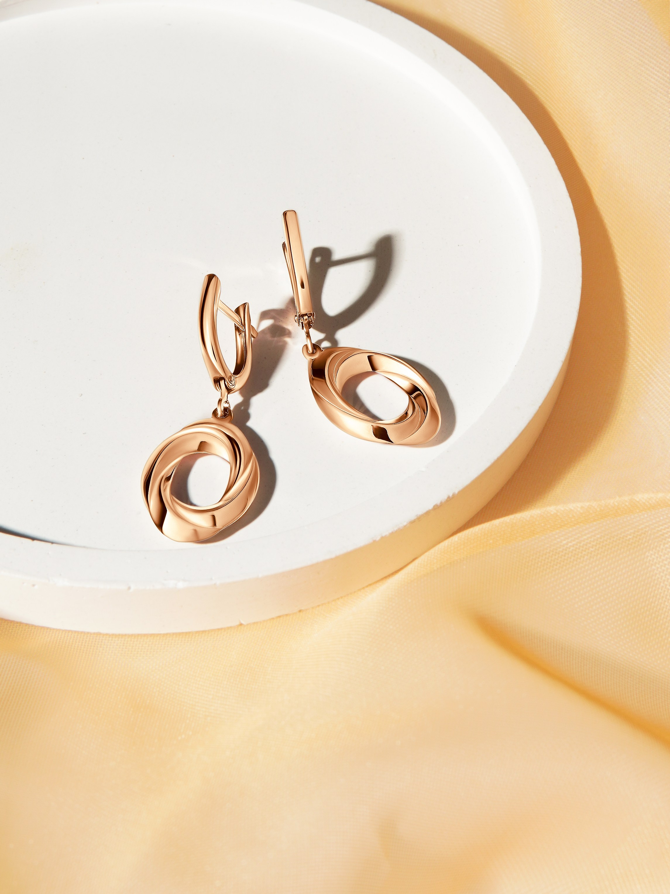 Ювелирная ретушь [реклама]. Ювелирная и предметная ретушь Каляева Екатерина