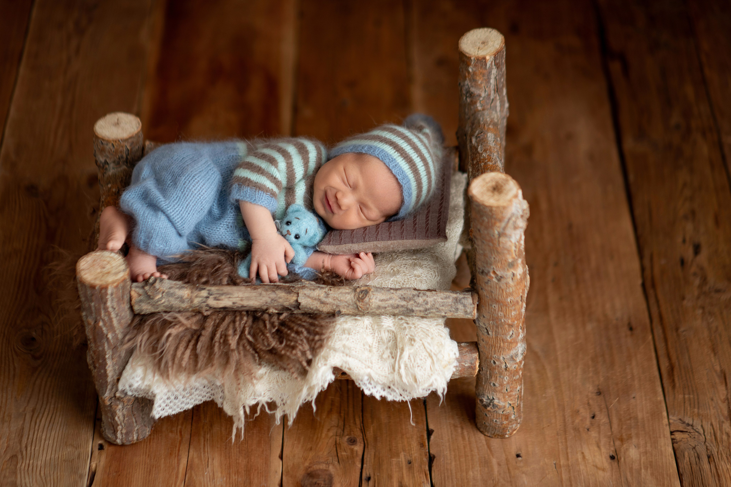 Newborn. Творческая команда Ульяшевы, свадебная и семейная фотография. Кахахста
