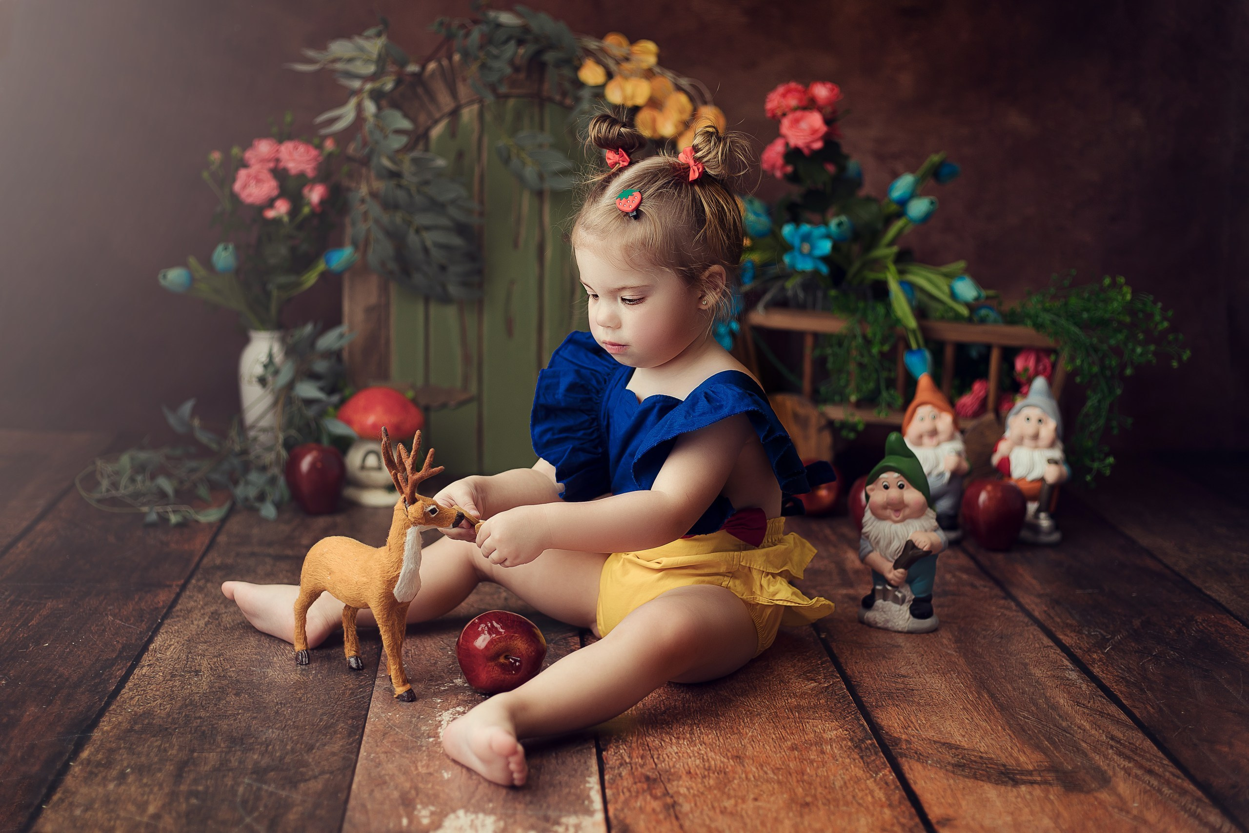 Тематические образы. Фотограф беременности, новорожденных Москва. годики под ключ