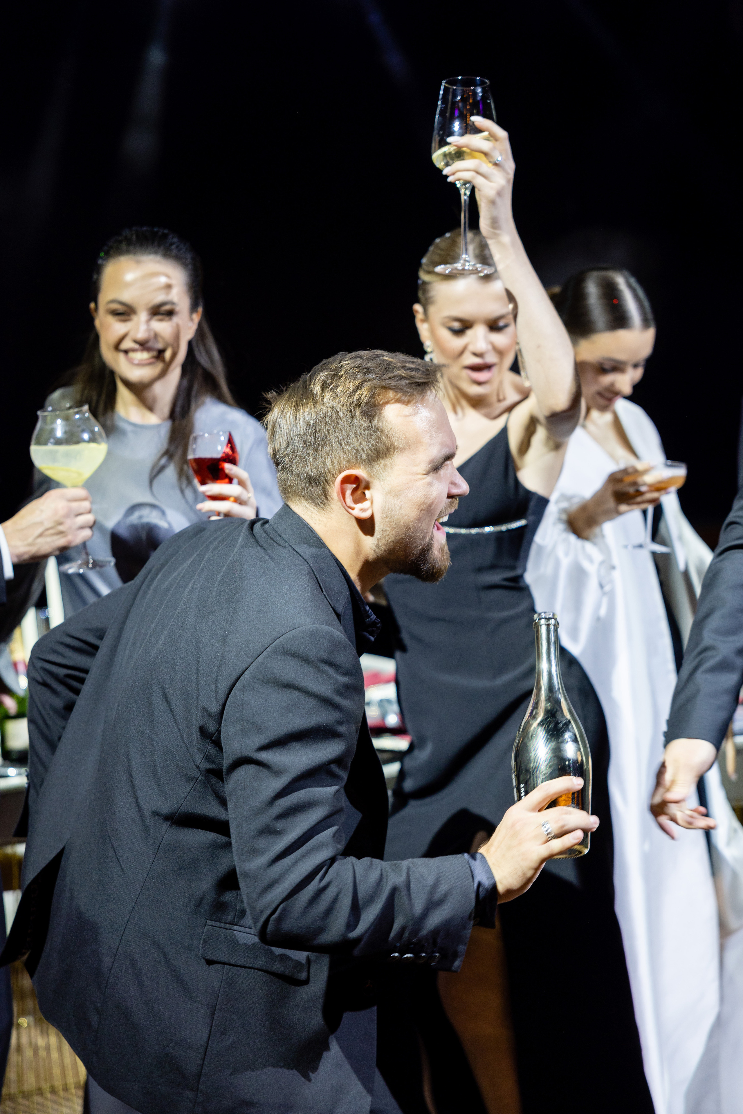 Свадьба-маскарад. Ресторан Madison. Репортажный и студийный фотограф в Москве — Софи