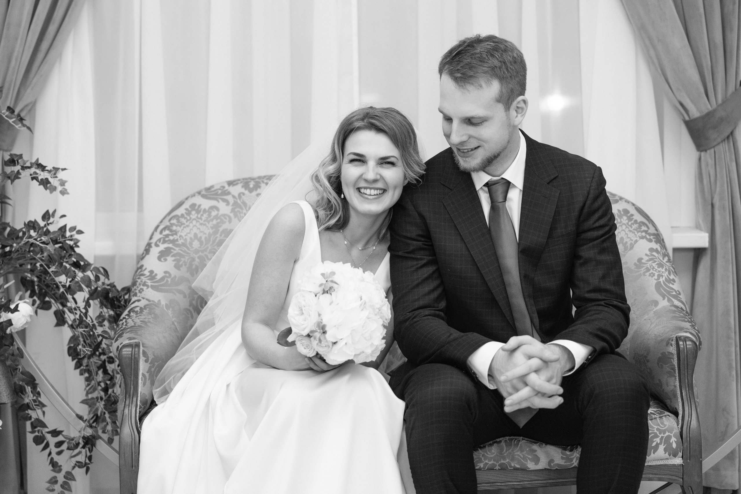 Предновогодняя сказка. ЗАГС ВДНХ. Репортажный и студийный фотограф в Москве — Софи