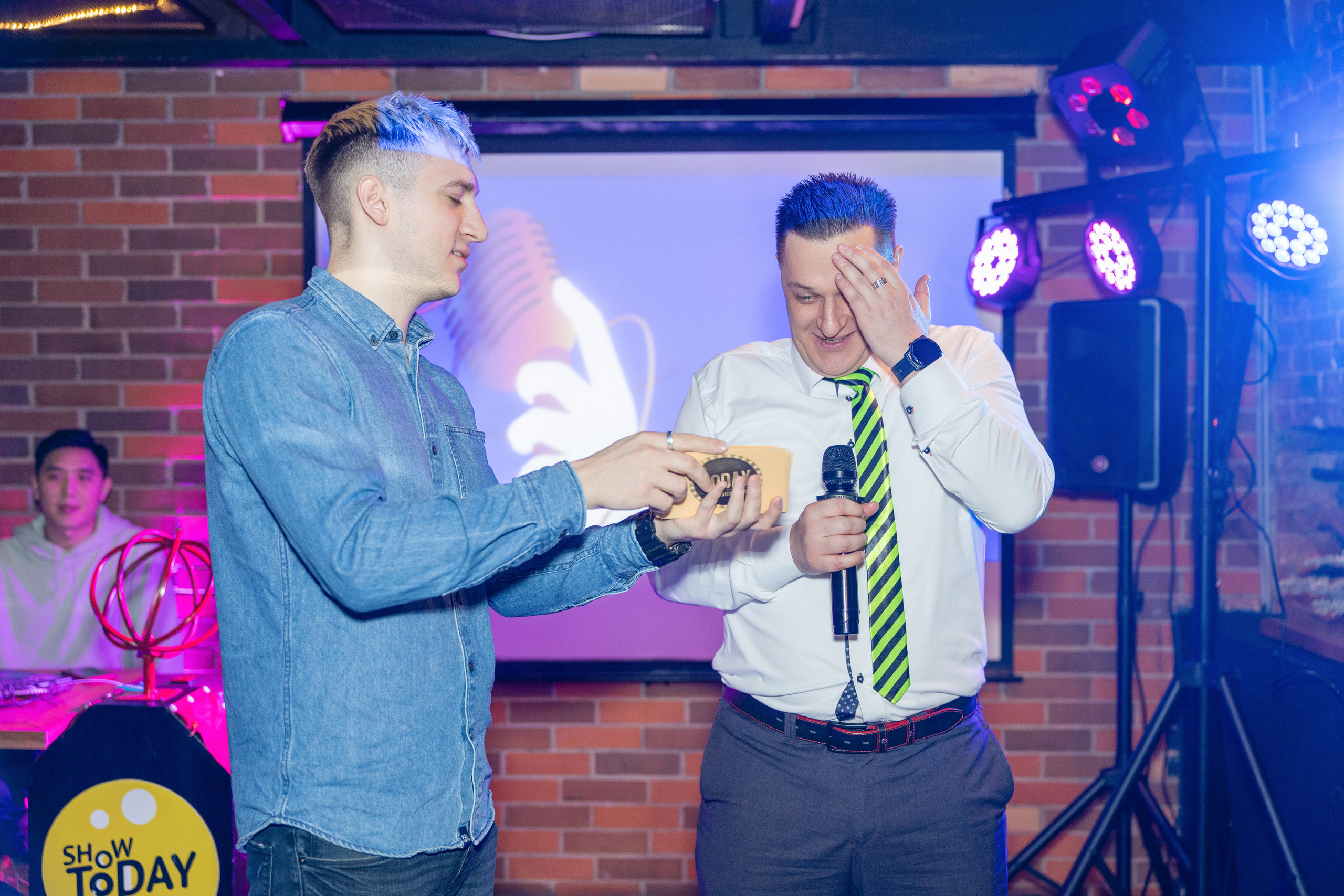 Новогодний корпоратив в формате «Show today». Репортажный и студийный фотограф в Москве — Софи