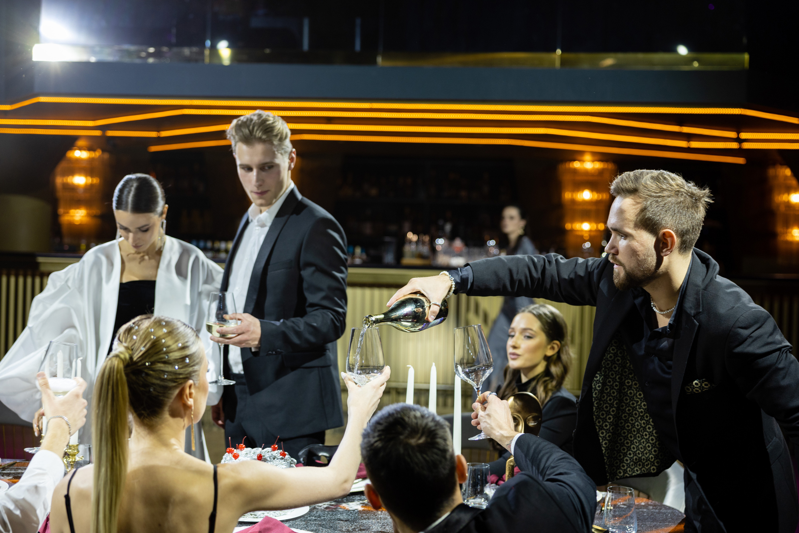 Свадьба-маскарад. Ресторан Madison. Репортажный и студийный фотограф в Москве — Софи