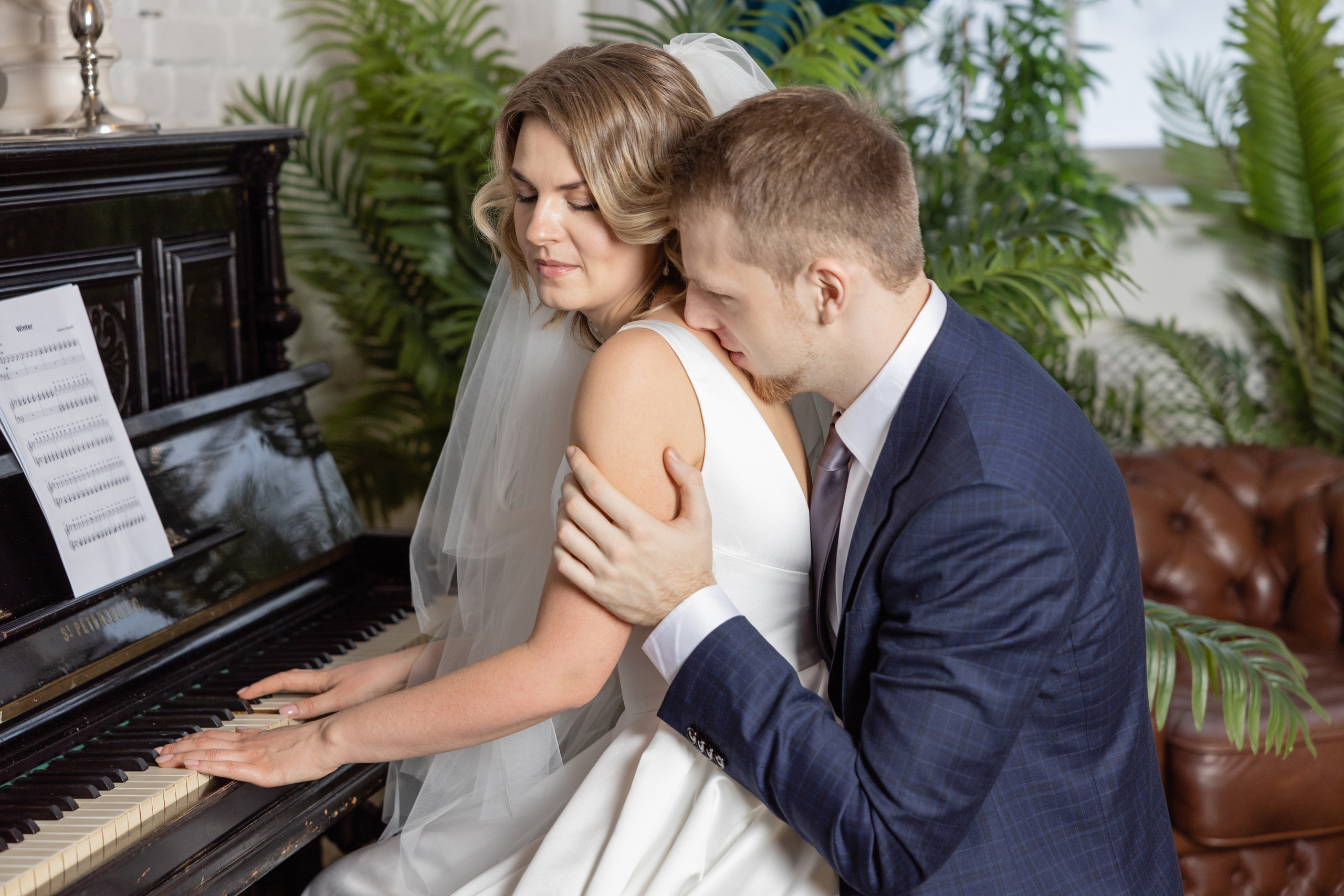 Предновогодняя сказка. ЗАГС ВДНХ. Репортажный и студийный фотограф в Москве — Софи