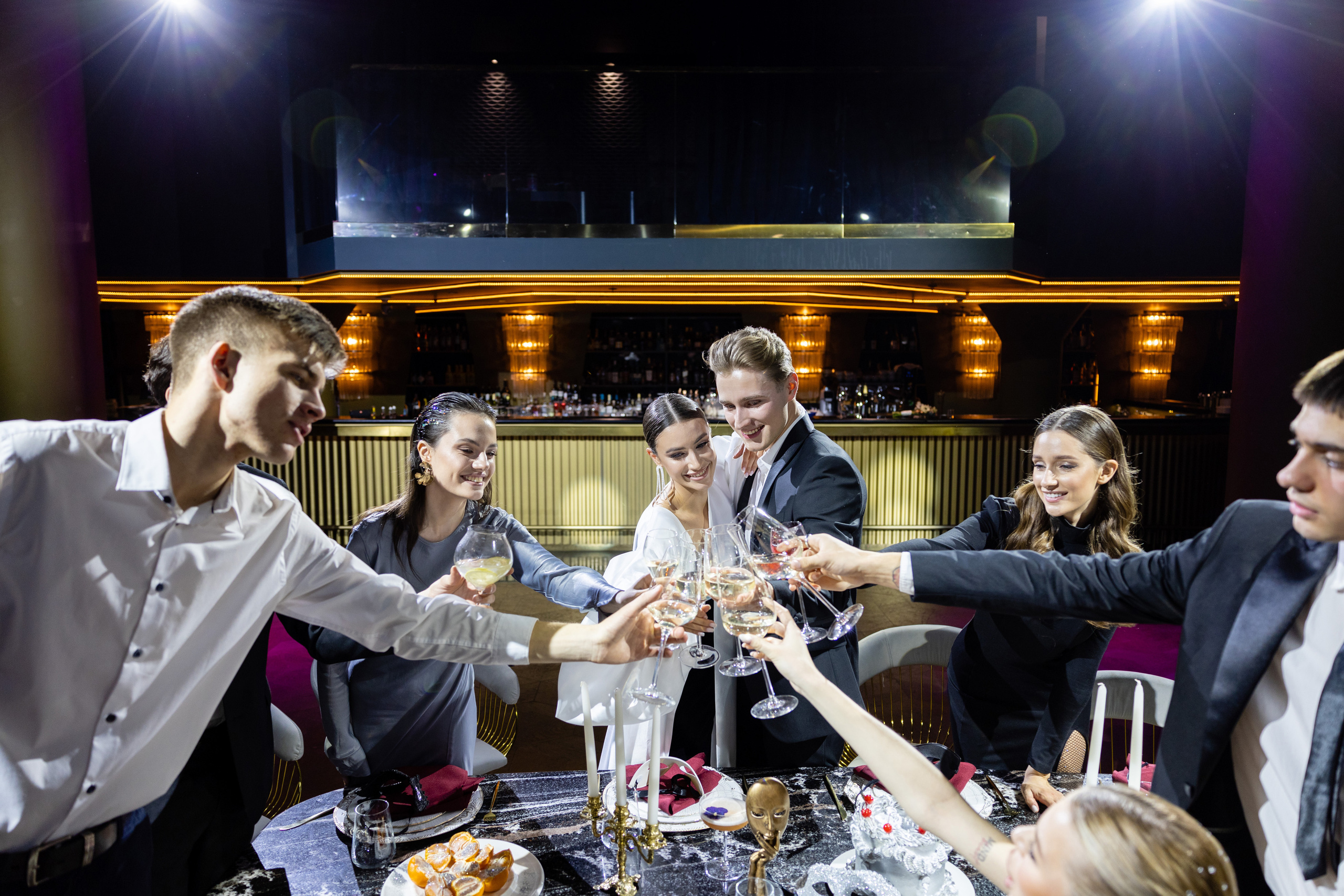 Свадьба-маскарад. Ресторан Madison. Репортажный и студийный фотограф в Москве — Софи