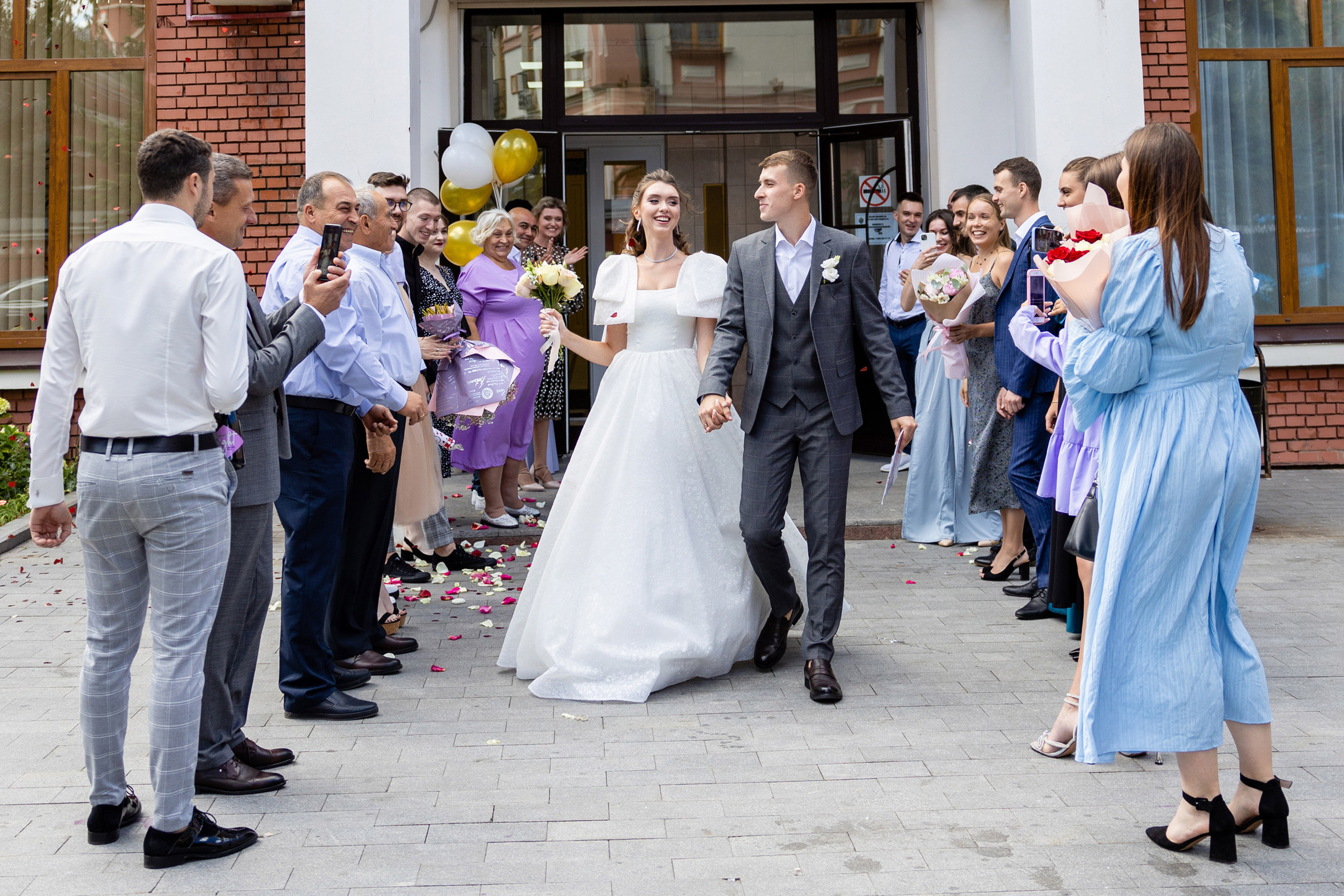 Виктория и Роман. Таганский ЗАГС. Репортажный и студийный фотограф в Москве — Софи