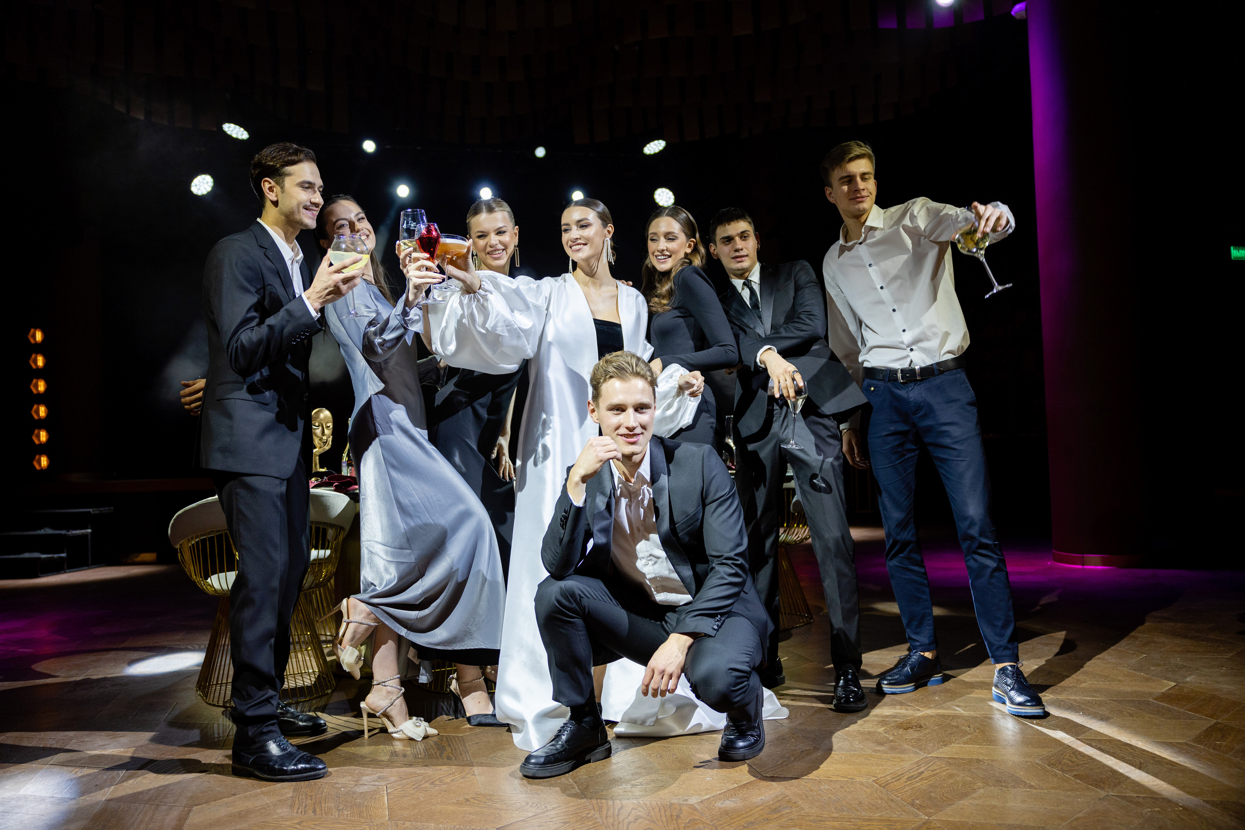 Свадьба-маскарад. Ресторан Madison. Репортажный и студийный фотограф в Москве — Софи