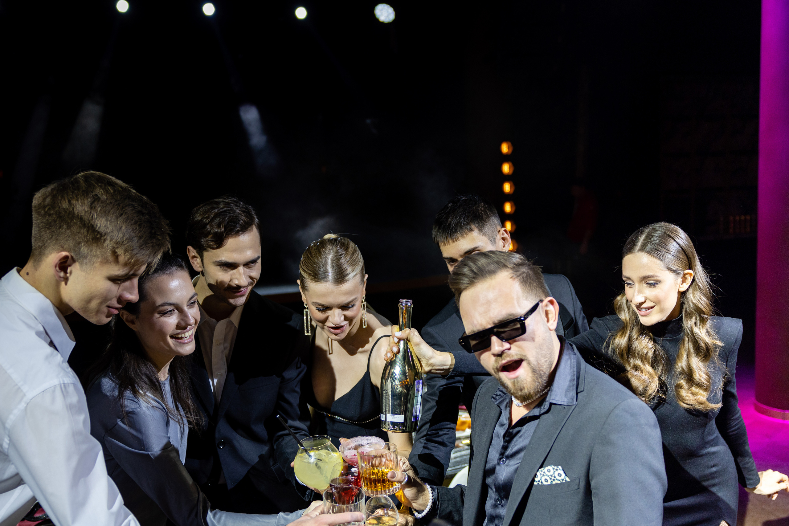 Свадьба-маскарад. Ресторан Madison. Репортажный и студийный фотограф в Москве — Софи