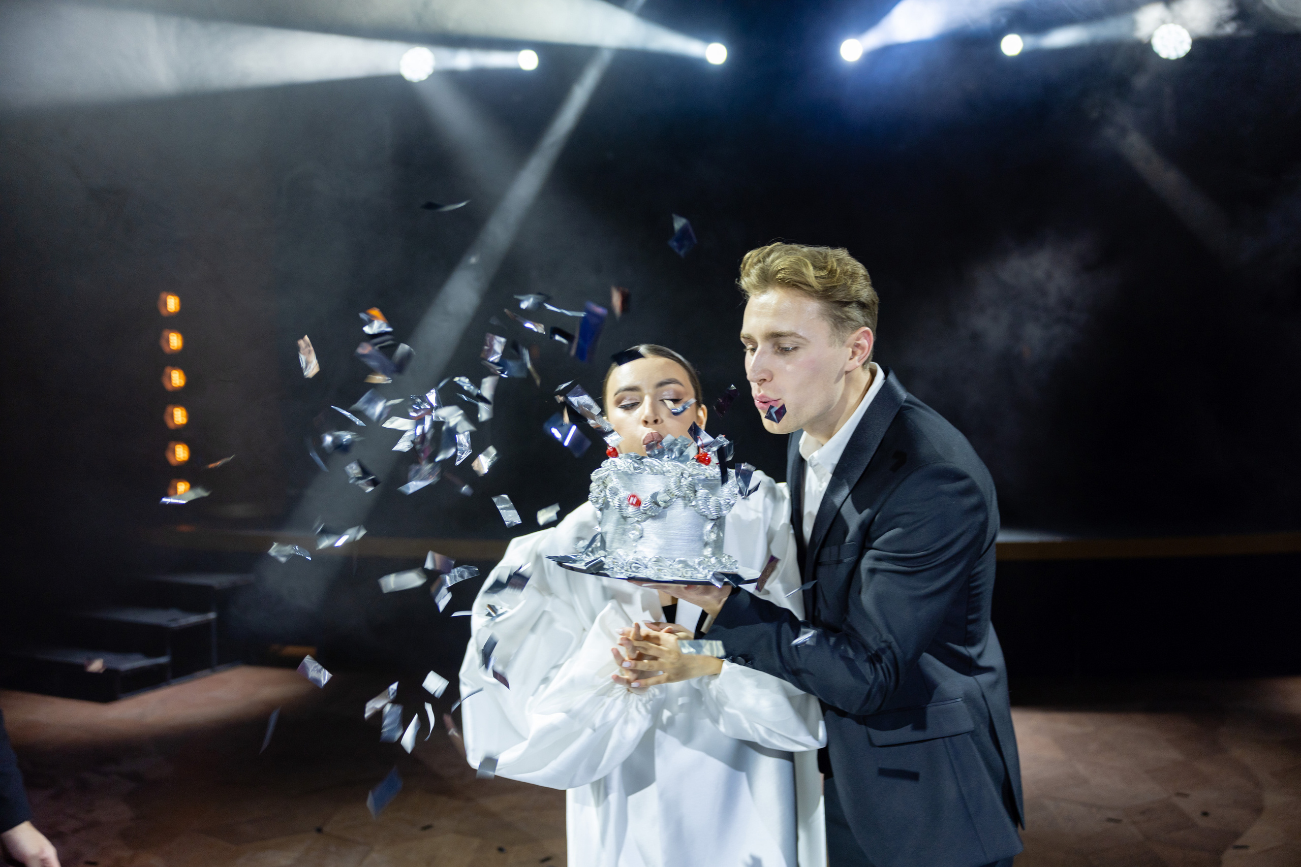 Свадьба-маскарад. Ресторан Madison. Репортажный и студийный фотограф в Москве — Софи