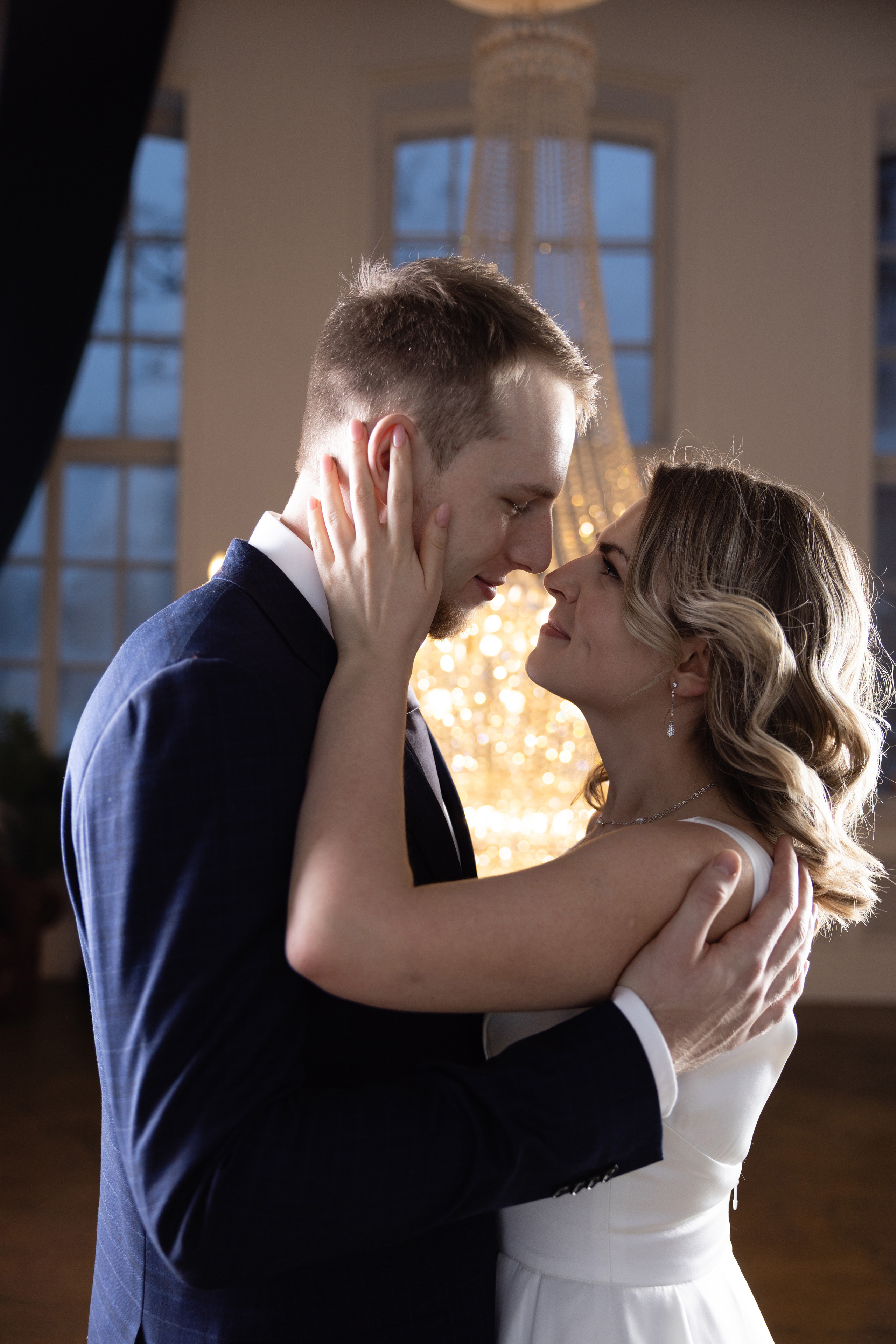 Предновогодняя сказка. ЗАГС ВДНХ. Репортажный и студийный фотограф в Москве — Софи