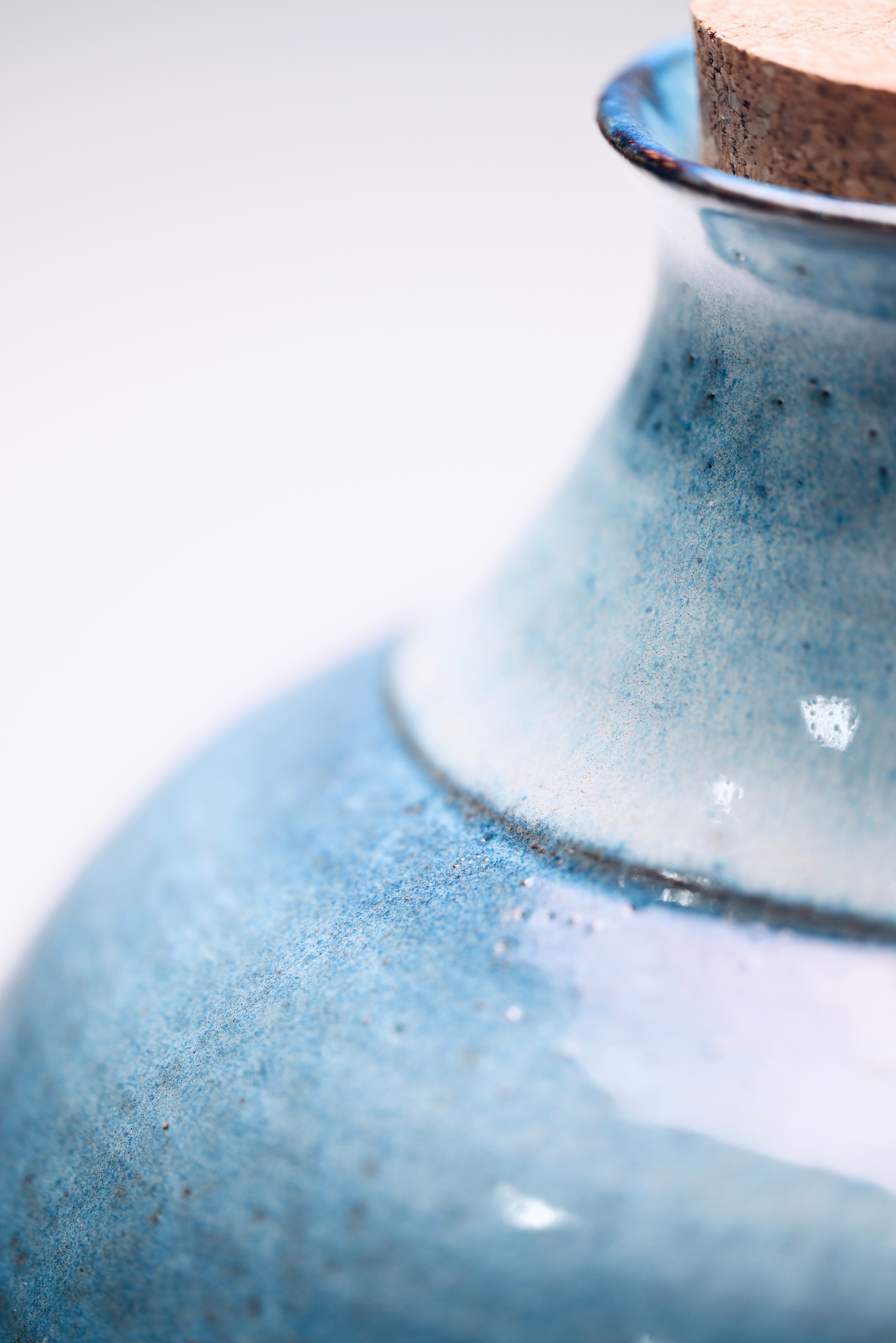 2025. Высота 44 см