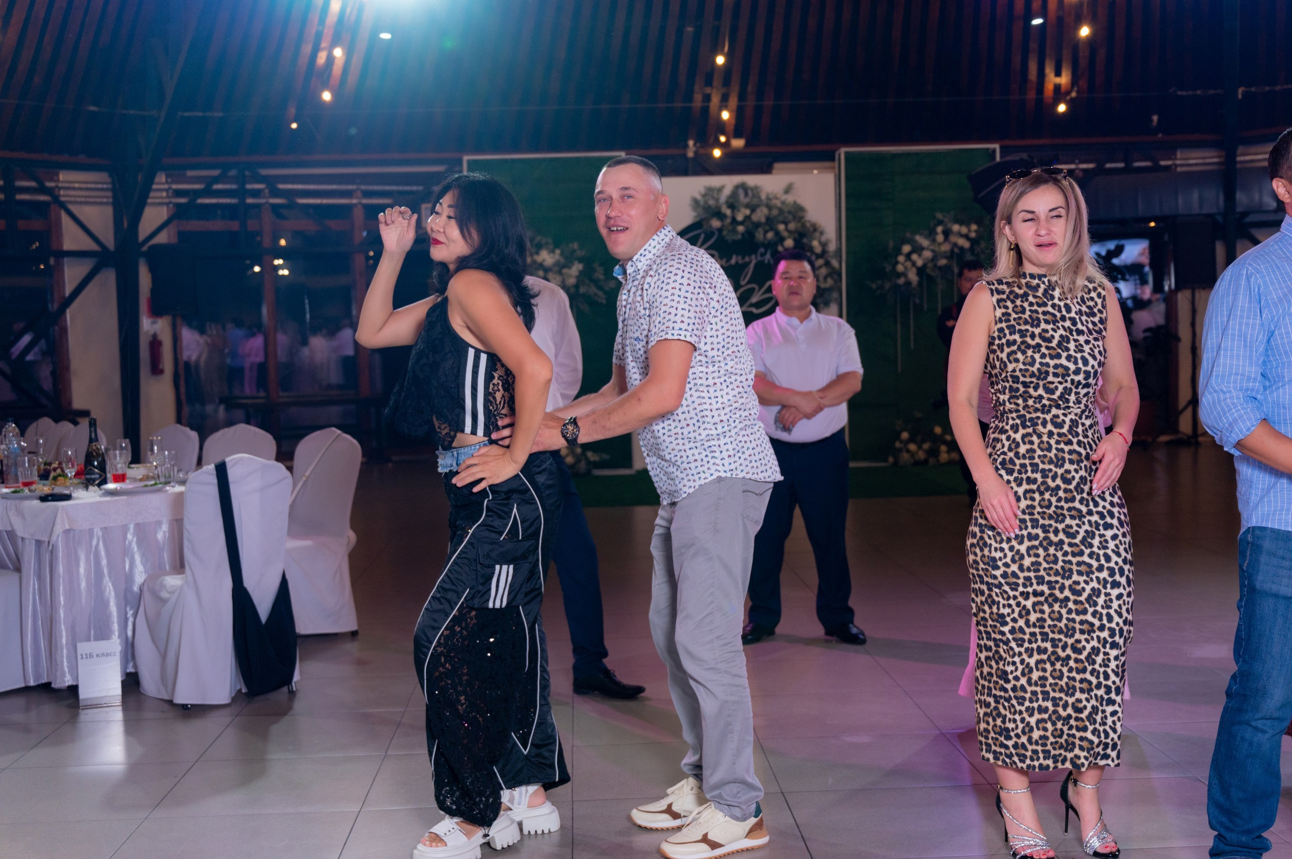 Выпускной 11 класс. Женский и семейный фотограф Елизова Оля г. Улан-Удэ