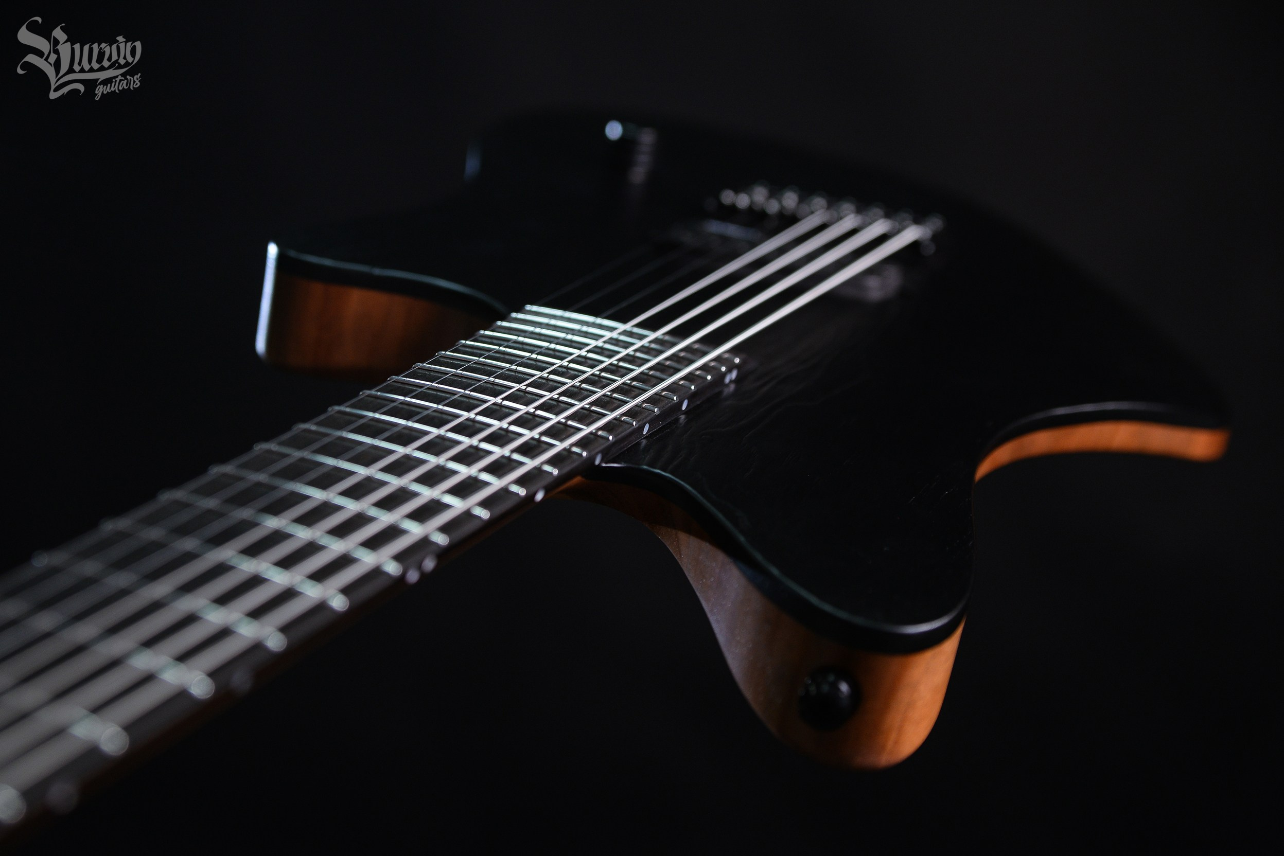 051 YAGA 7. Master of making guitars and basses to order