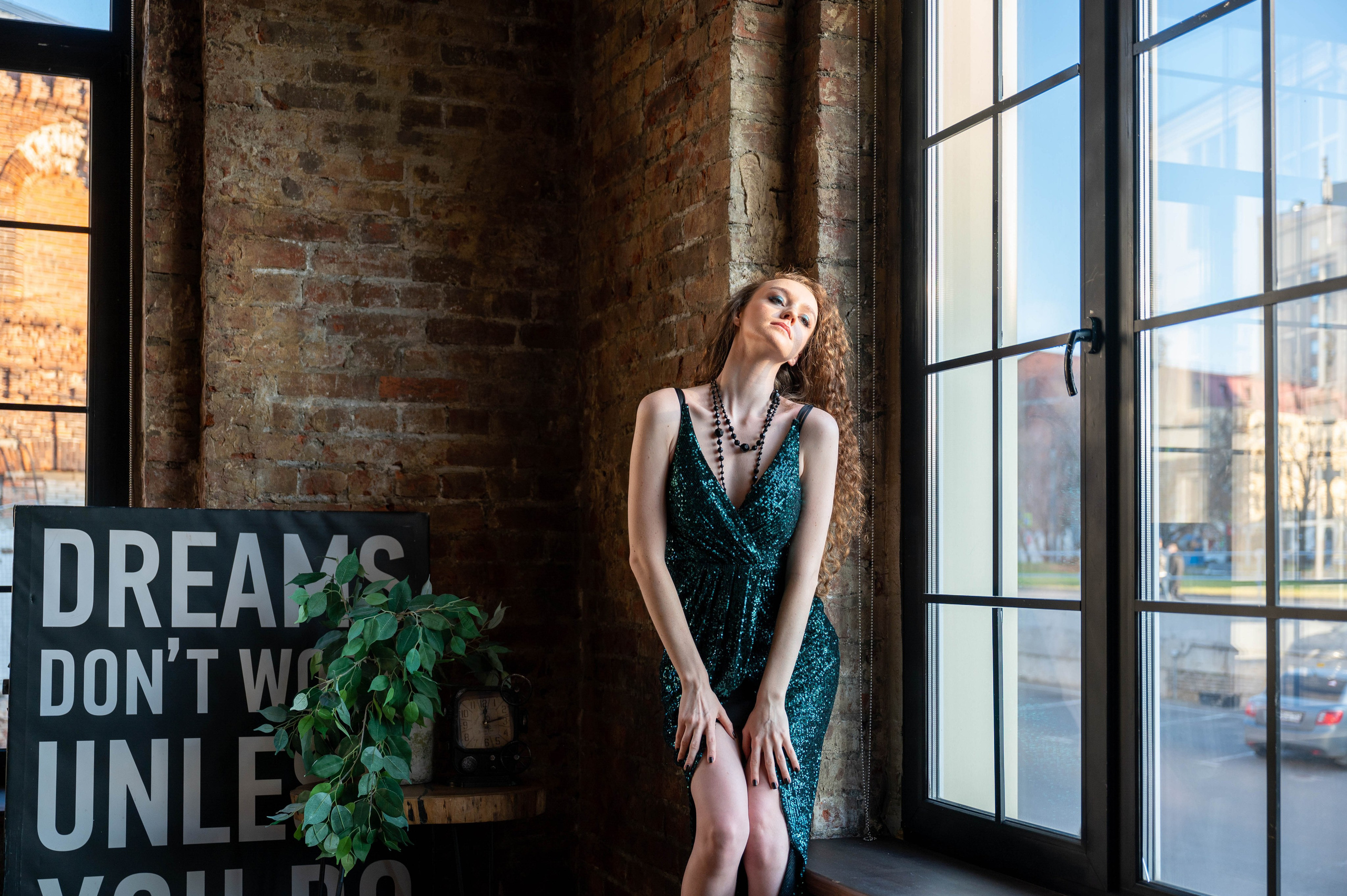 Новый год девушка. Семейный и контент фотограф в Москве Alira