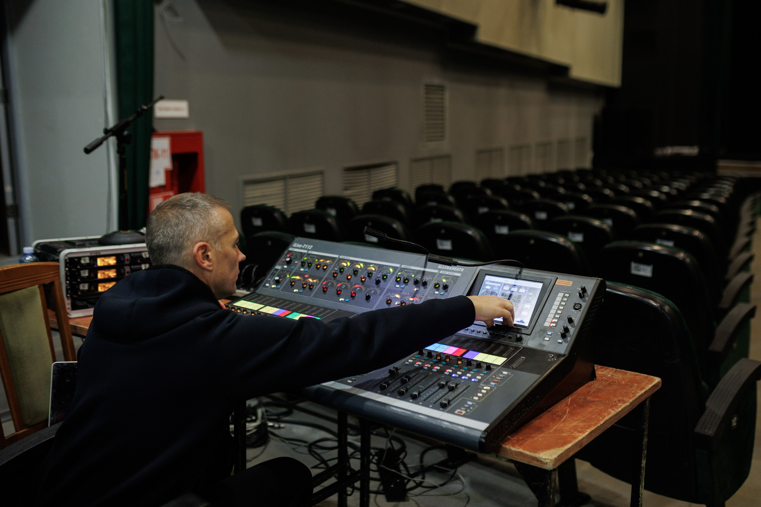 МХАТ. Новый квадрат. Фотограф городских и семейных событий Артем Карпухин