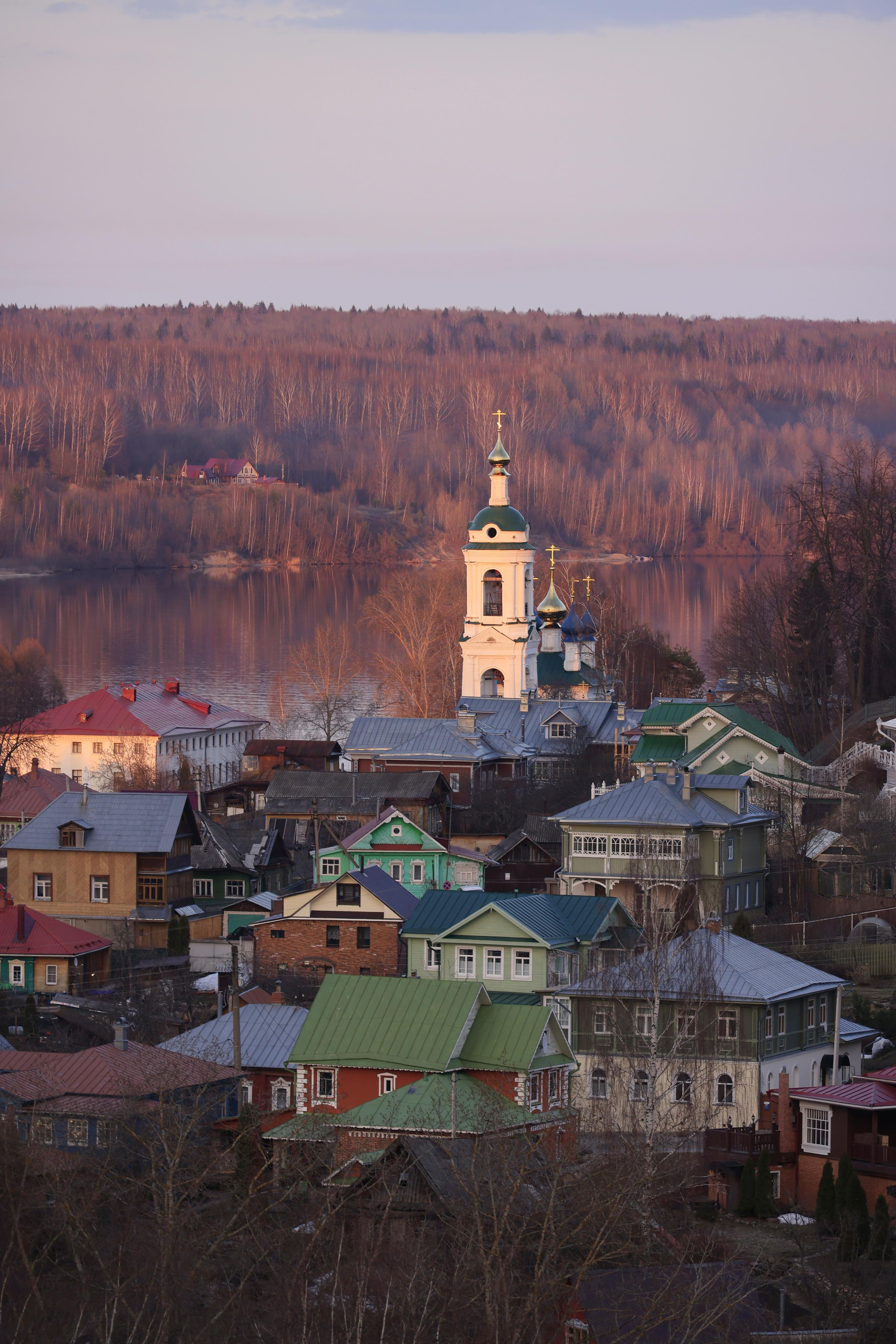 Плес. Весна 2023 г. Фотохудожник BID