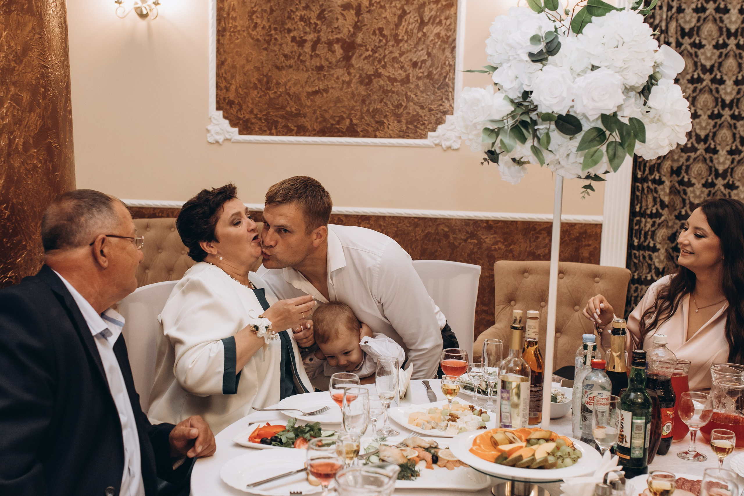 Антон и Алксандра (студия+ресторан). Семейный фотограф в Обнинске