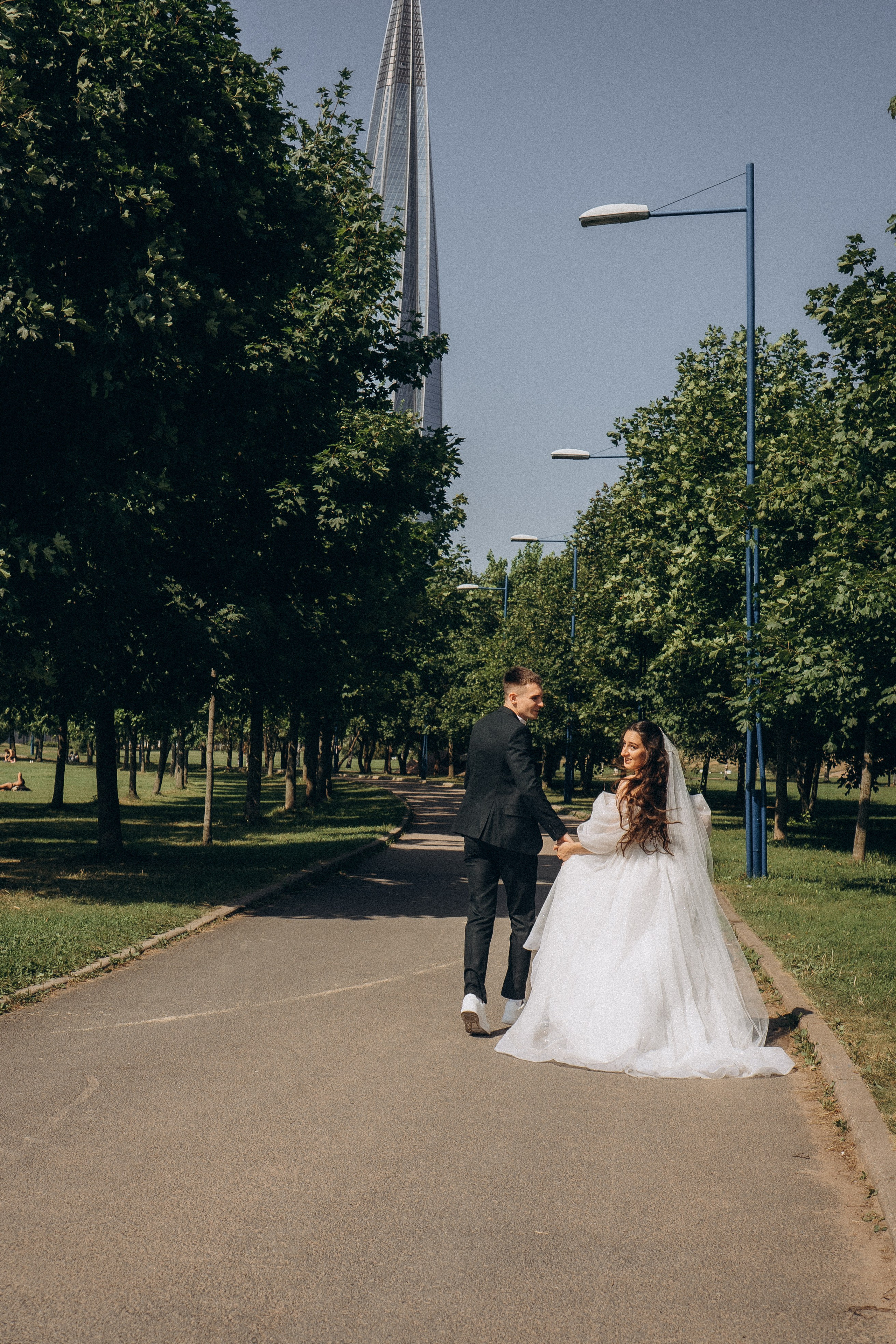 СВАДЕБНАЯ СЬЕМК В ПАРКЕ 300-ЛЕТИЯ. Профессиональный фотограф, Санкт-Петербург — Виктория Богомолова
