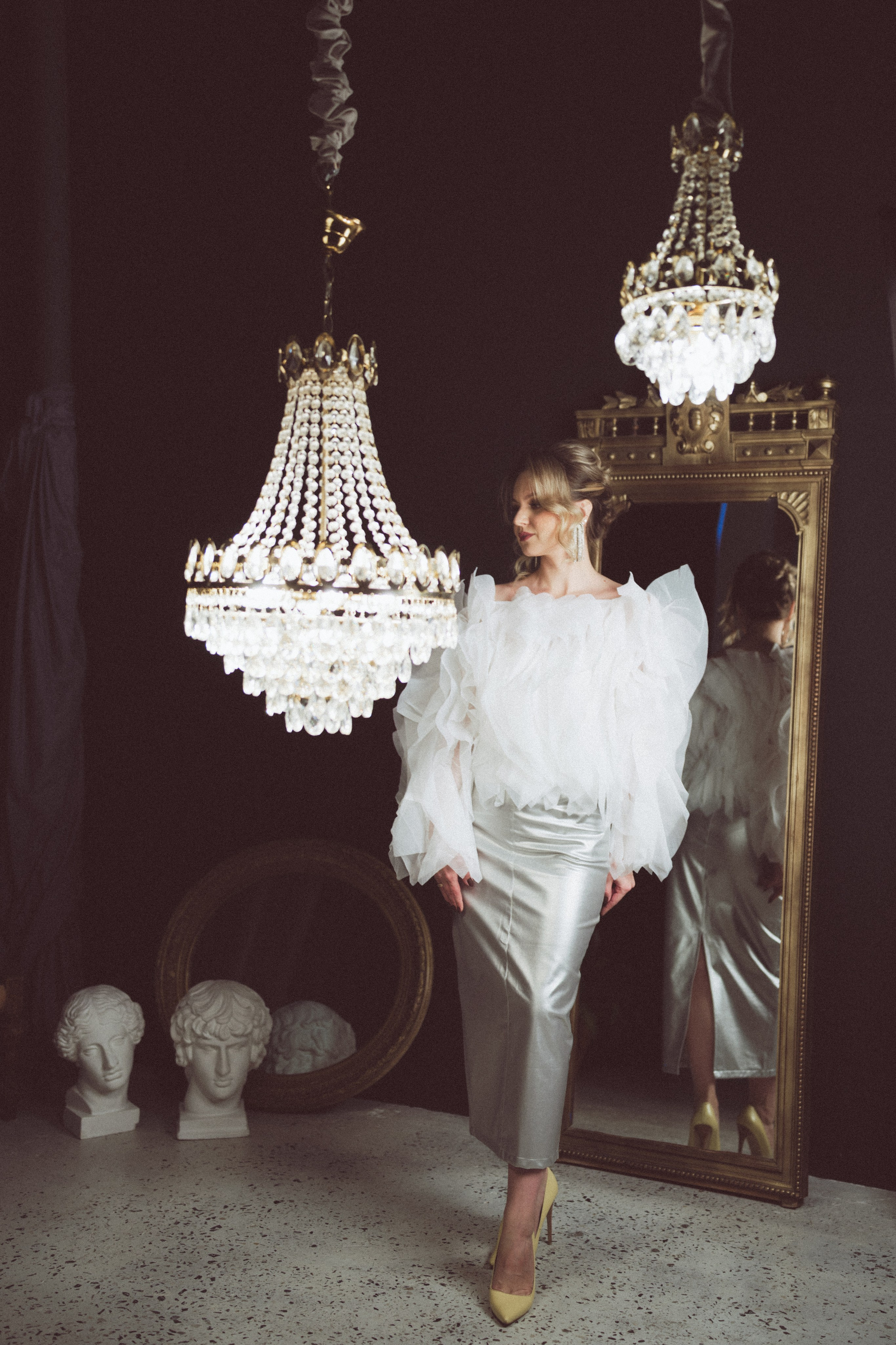 НОВОГОДНЯЯ ФОТОСЕСИИЯ В СТУДИИ ДЛЯ ДЕВУШКИ И ПРОГУЛКА ПО ЧЕРНЫШЕВСКОЙ. Профессиональный фотограф, Санкт-Петербург — Виктория Богомолова