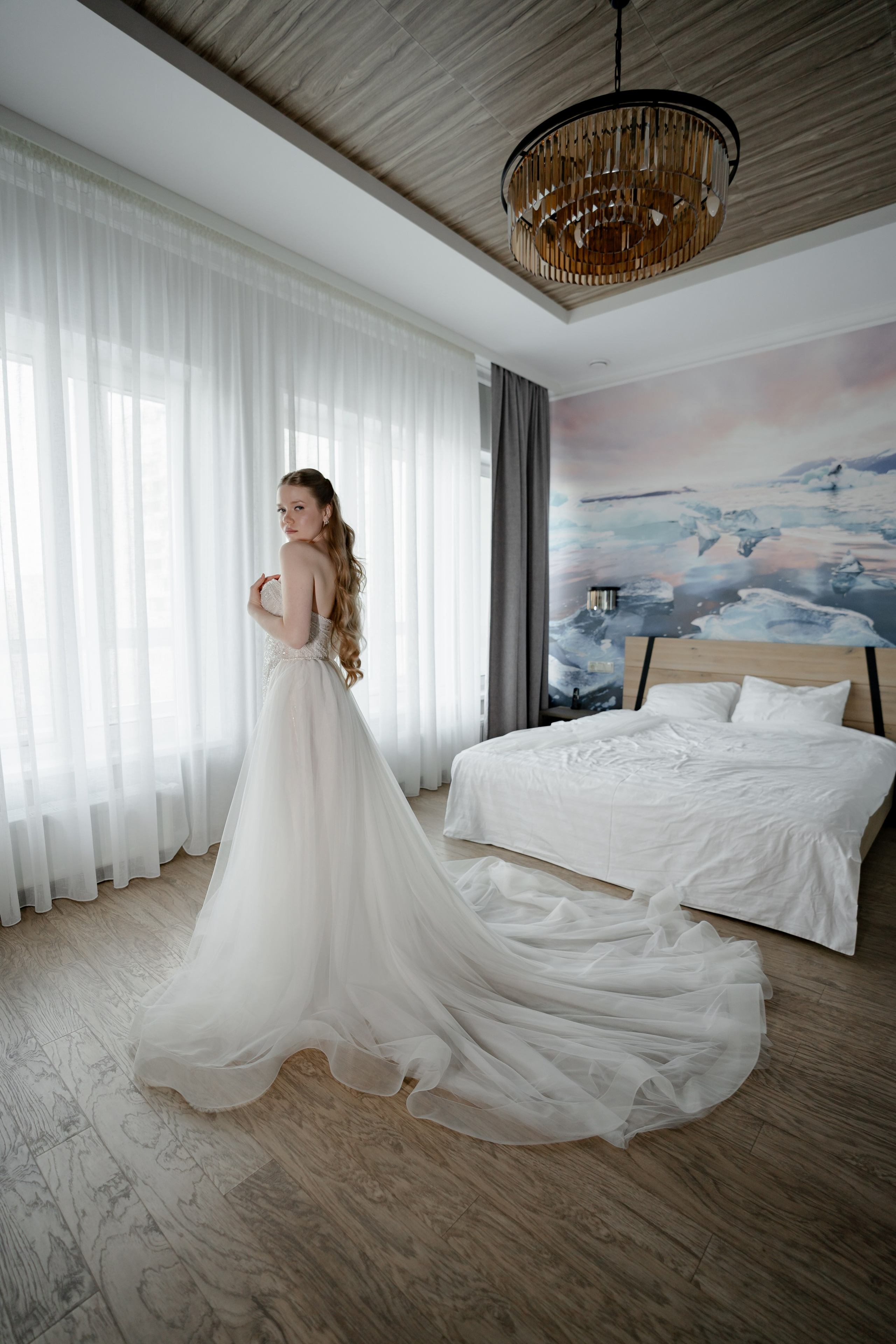 СВАДЕБНАЯ СЬЕМКА СБОРОВ В ОТЕЛЕ И ВЫЕЗД НА ЦЕРЕМОНИЮ (СНЯТО В СИБИРЕ В НИЖНЕВАРТОВСКЕ)М. Профессиональный фотограф, Санкт-Петербург — Виктория Богомолова