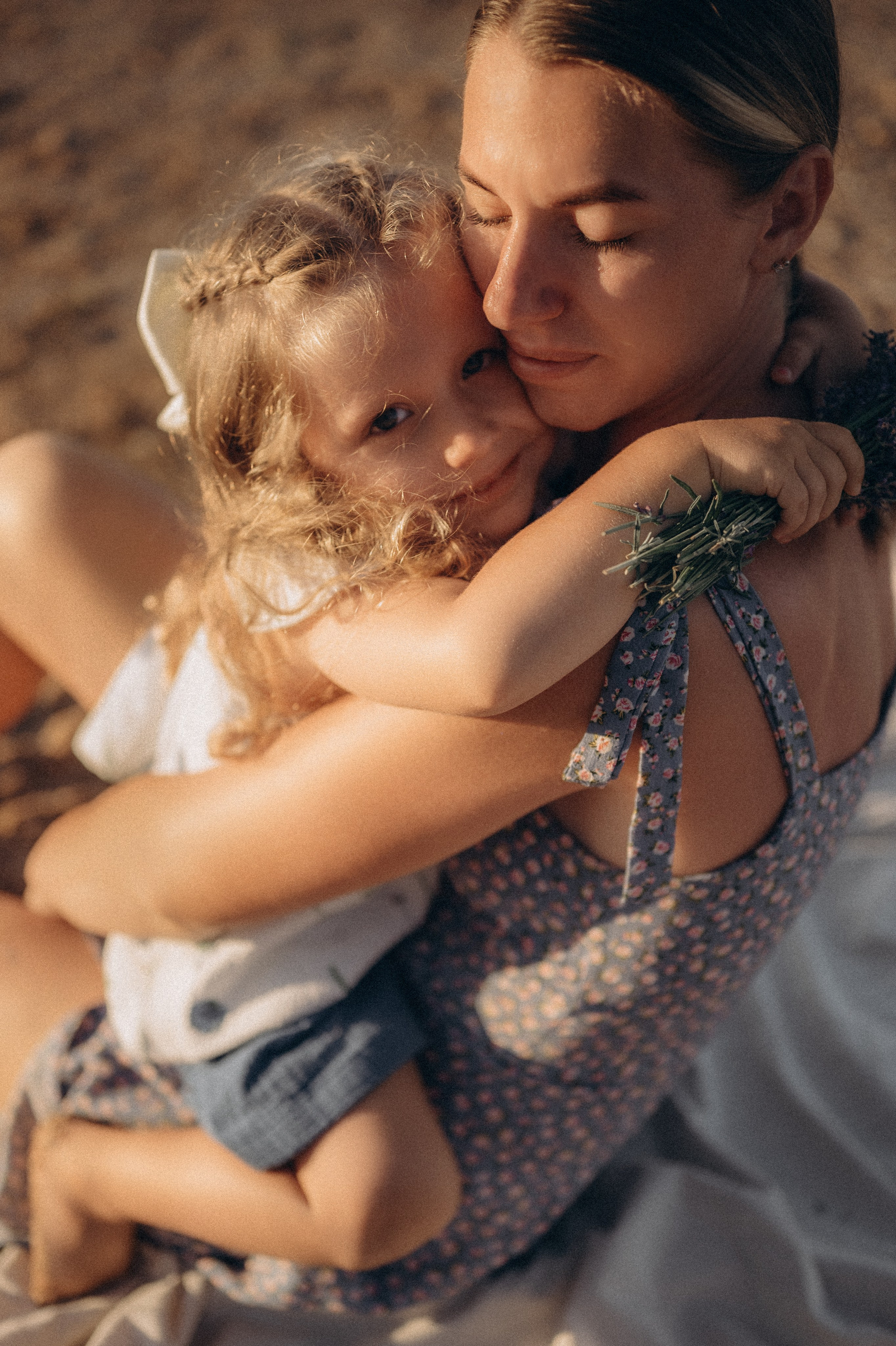 Рафаэль Юля Даня и Тимур; Алена и Алиса. Фотограф Горбенко Анна