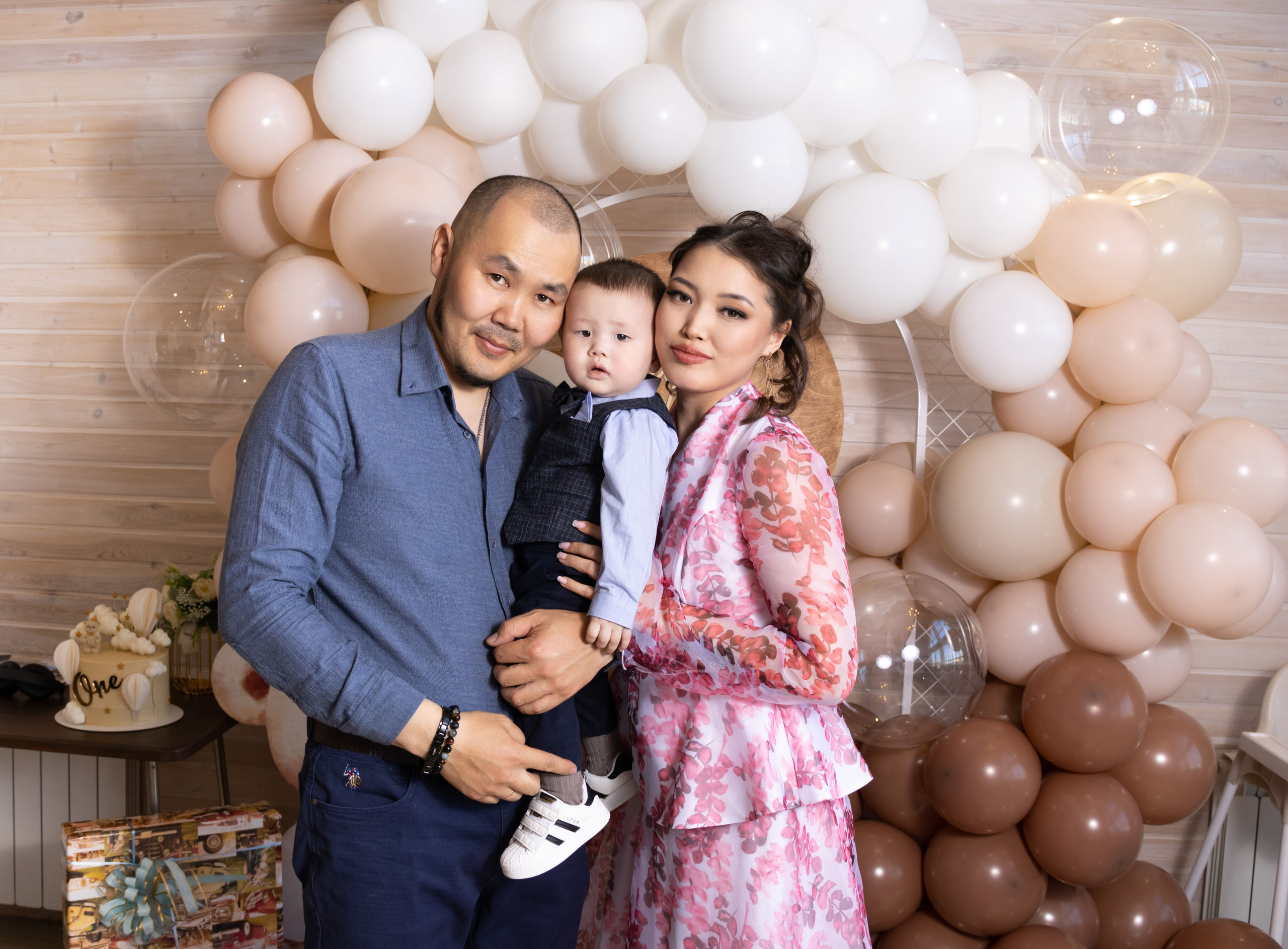 Годовасие малыша. Фотограф Якутск Зоя Николаева