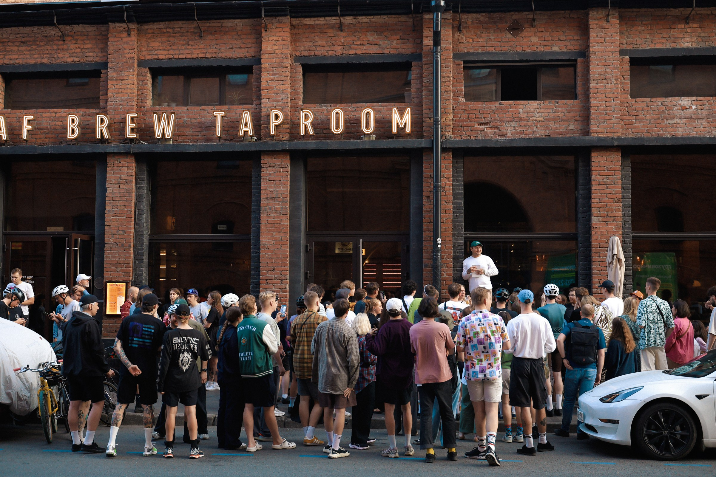 /РЕПОРТАЖ/ Открытие вело сезона VETER.CC SPB. 2024. Свадебный фотограф Великий Новгород Станислав Кособудский