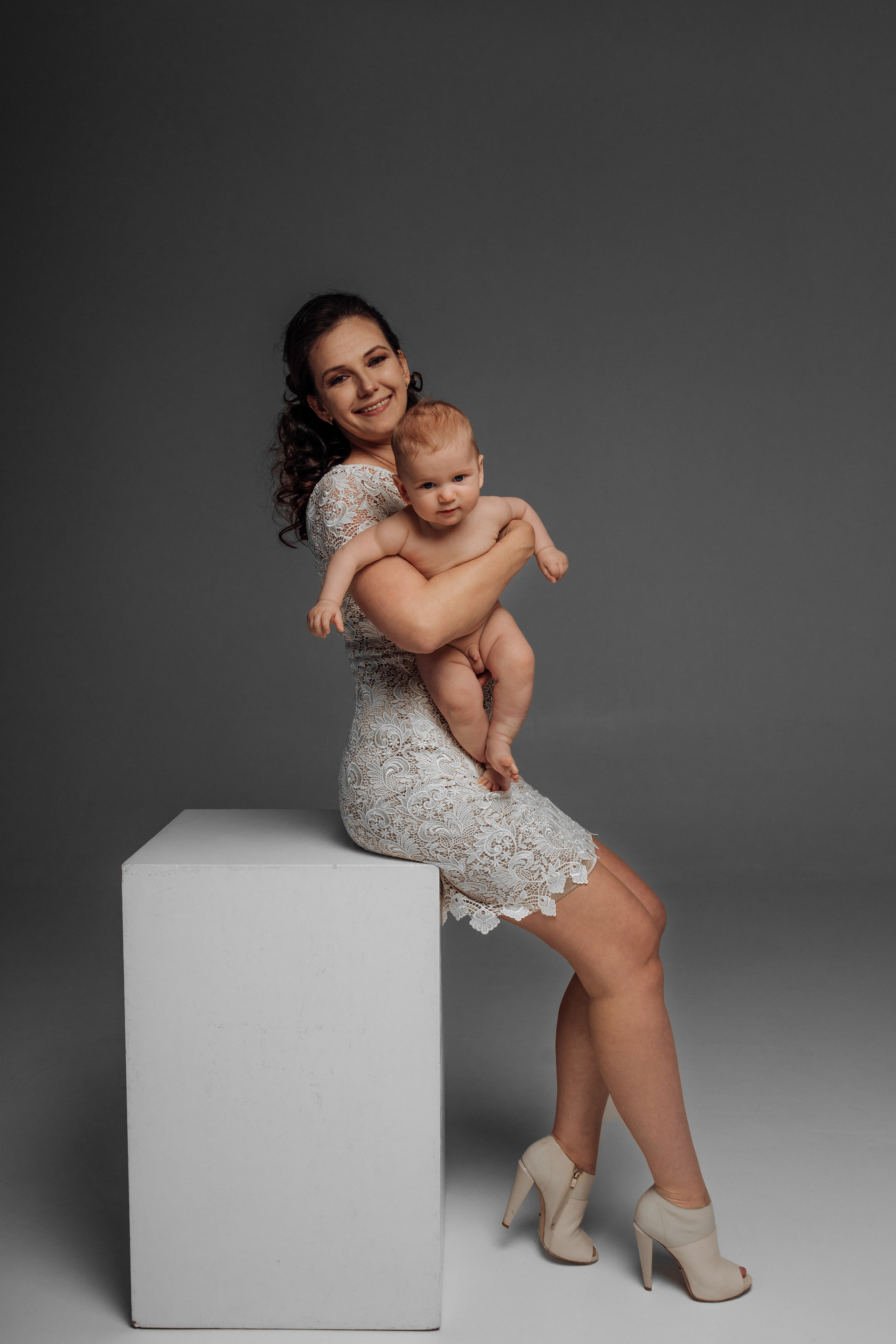 Съемка Анны с малышом. Фотограф женского портрета, беременности и материнства Харькова Елена