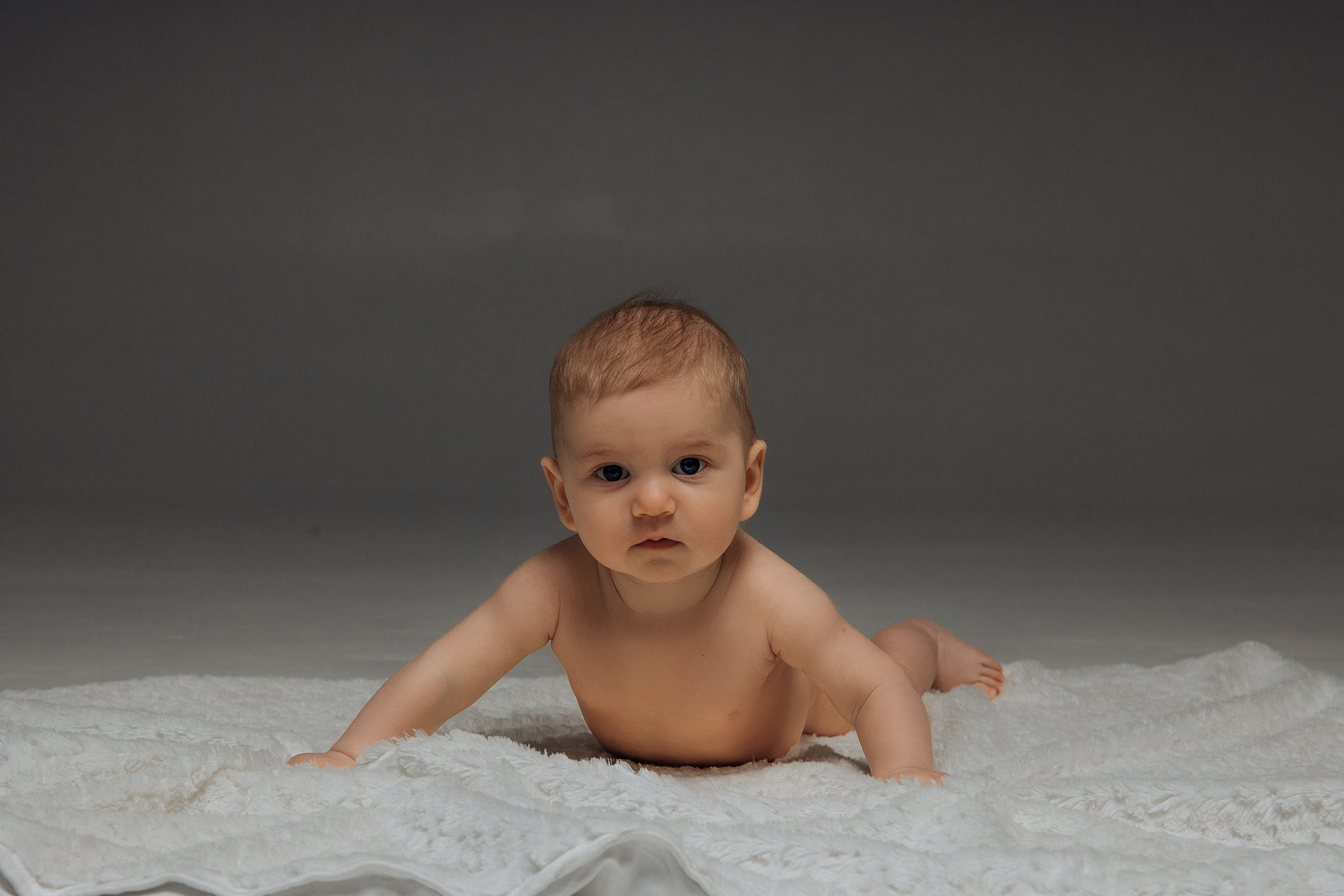 Съемка малышей до 1 года. Фотограф женского портрета, беременности и материнства Харькова Елена