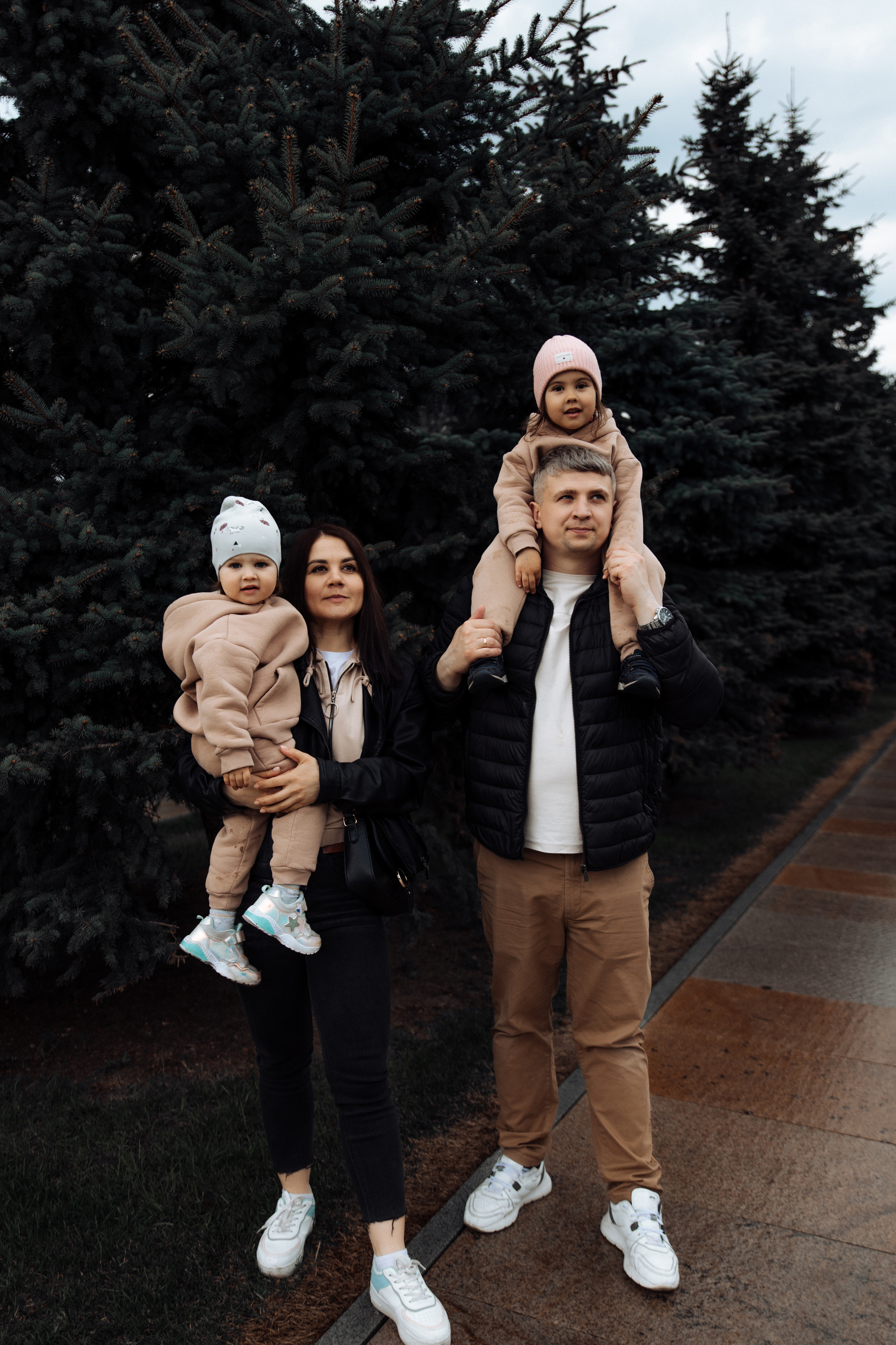 Московская фотопрогулка с Аленой. Фотограф женского портрета, беременности и материнства Харькова Елена