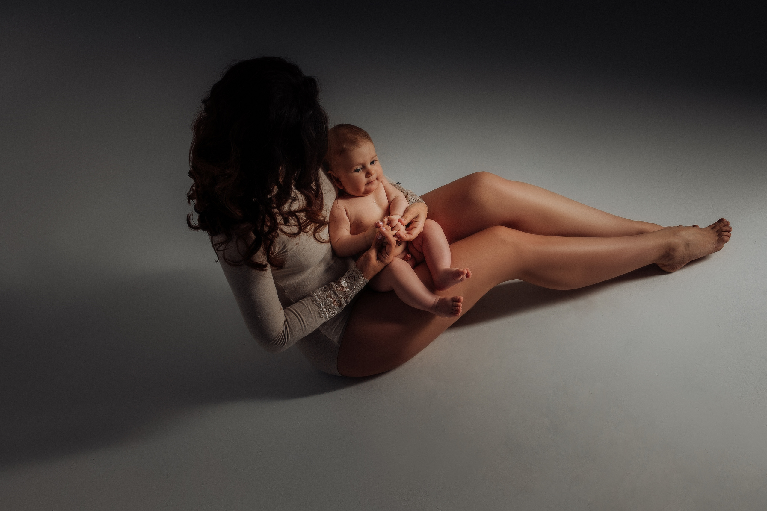 Съемка Анны с малышом. Фотограф женского портрета, беременности и материнства Харькова Елена