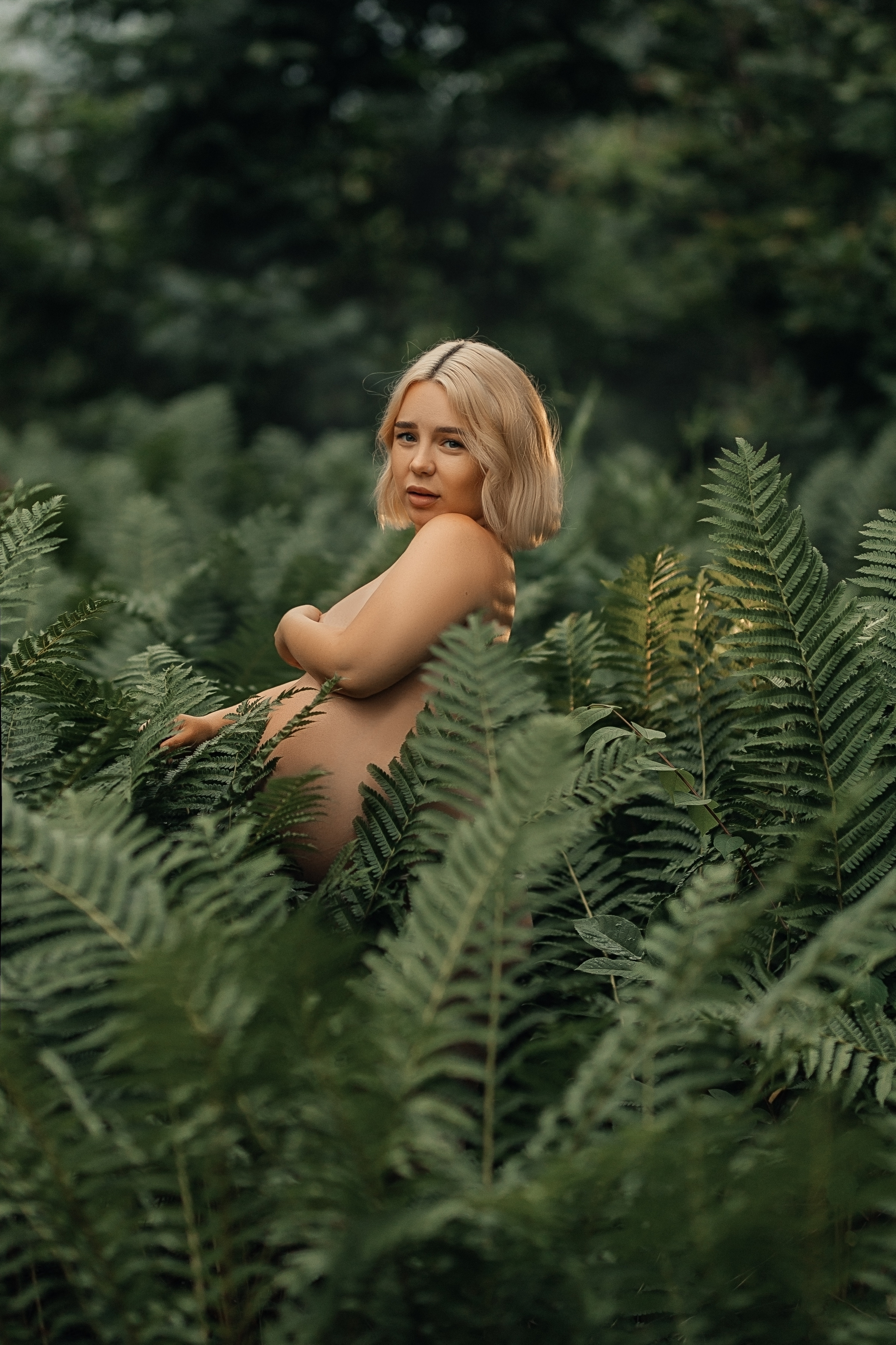 Мария, беременность в папоротнике. Фотограф женского портрета, беременности и материнства Харькова Елена