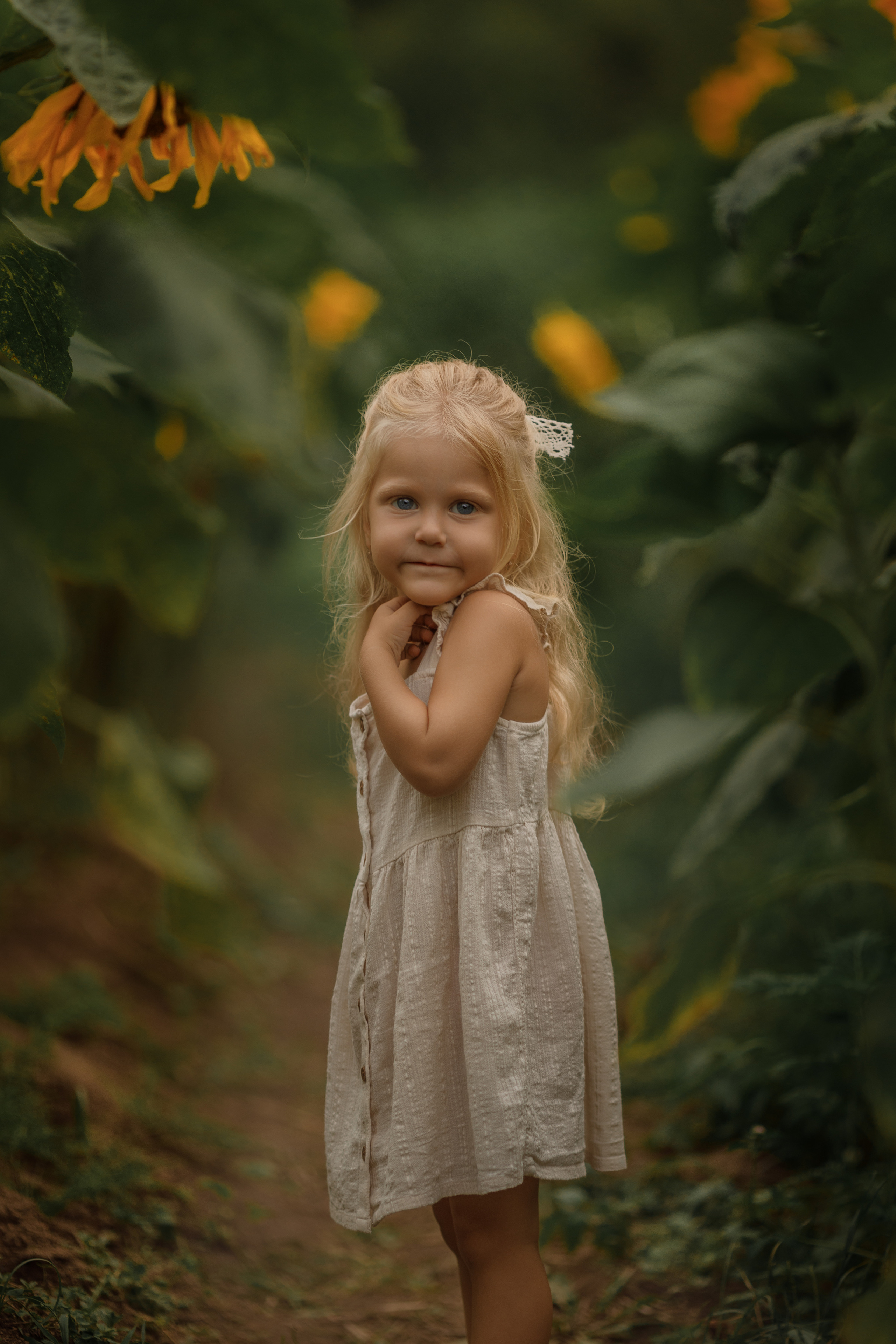 Съемка в подсолнухах. Фотограф женского портрета, беременности и материнства Харькова Елена