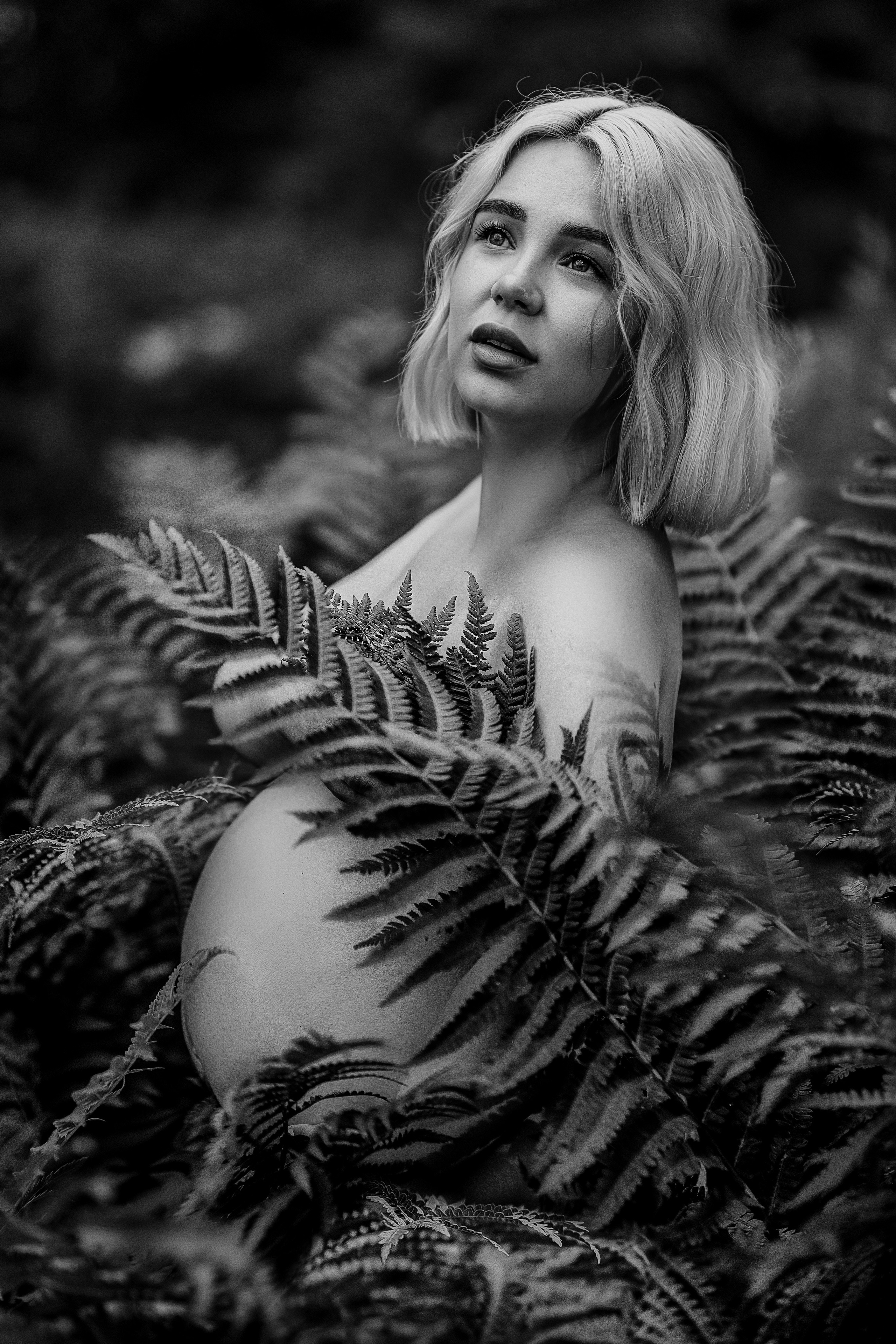 Мария, беременность в папоротнике. Фотограф женского портрета, беременности и материнства Харькова Елена
