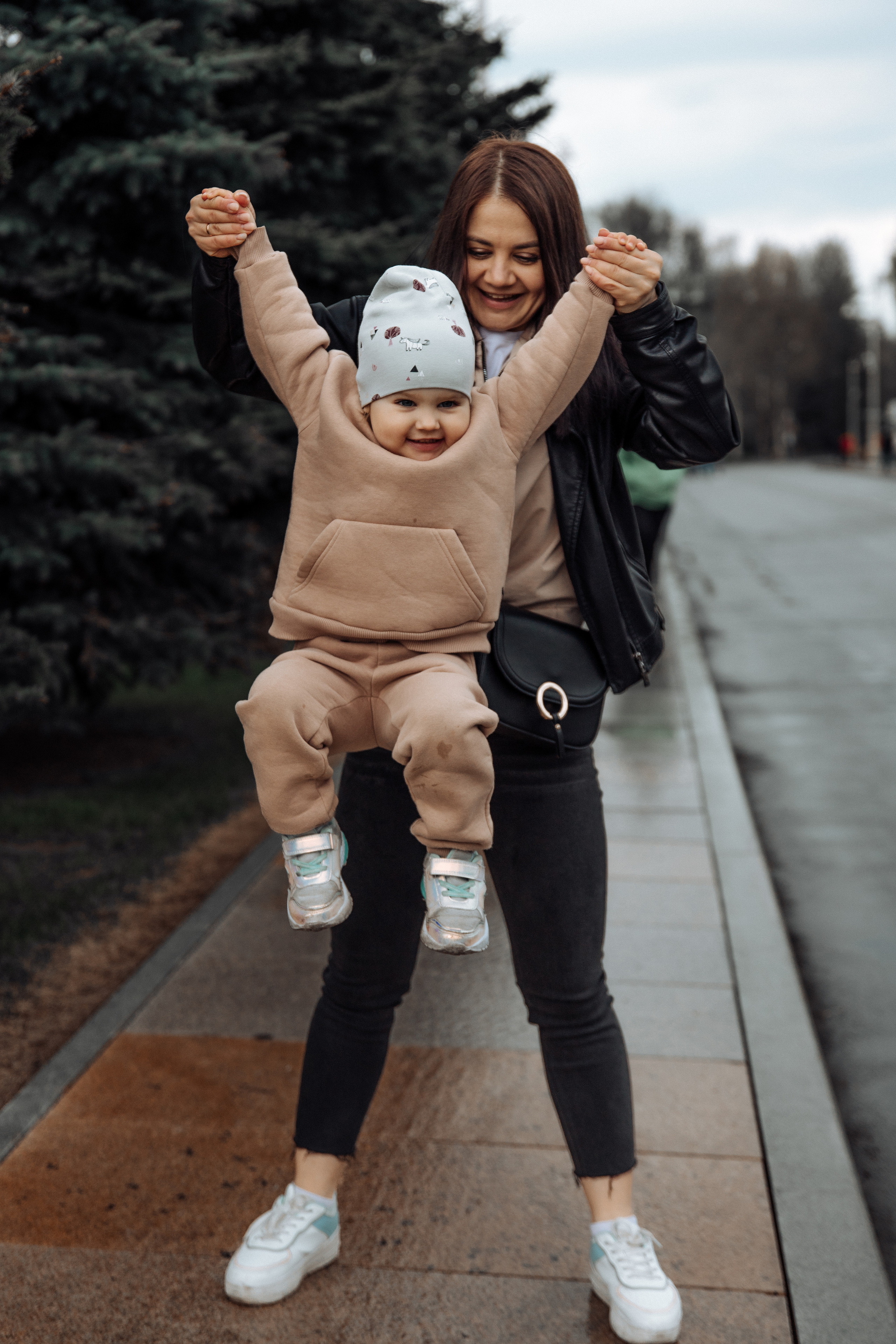 Московская фотопрогулка с Аленой. Фотограф женского портрета, беременности и материнства Харькова Елена
