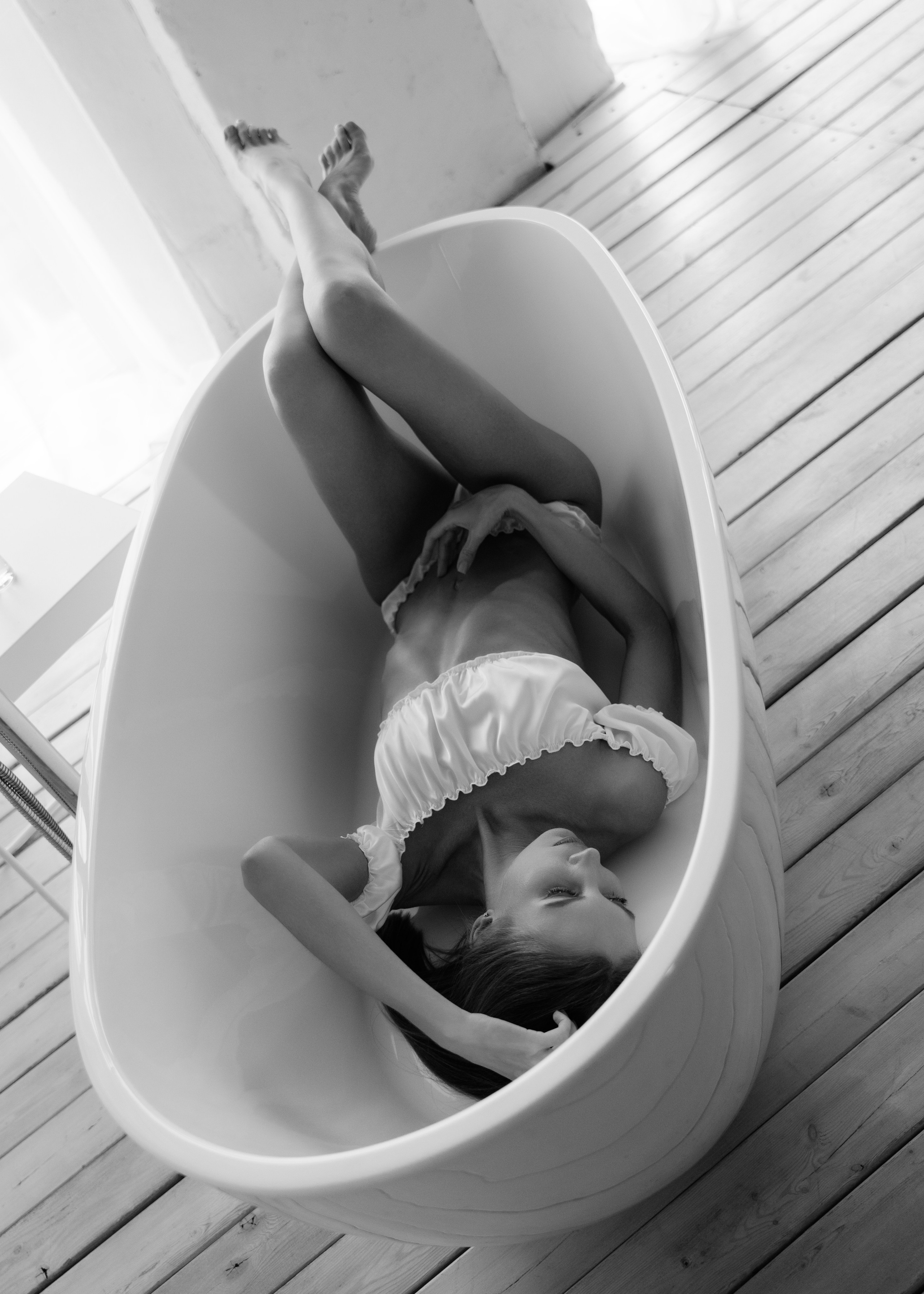 Фотосессия в ванной. Будуарная съемка. Женский фотограф в Красноярске