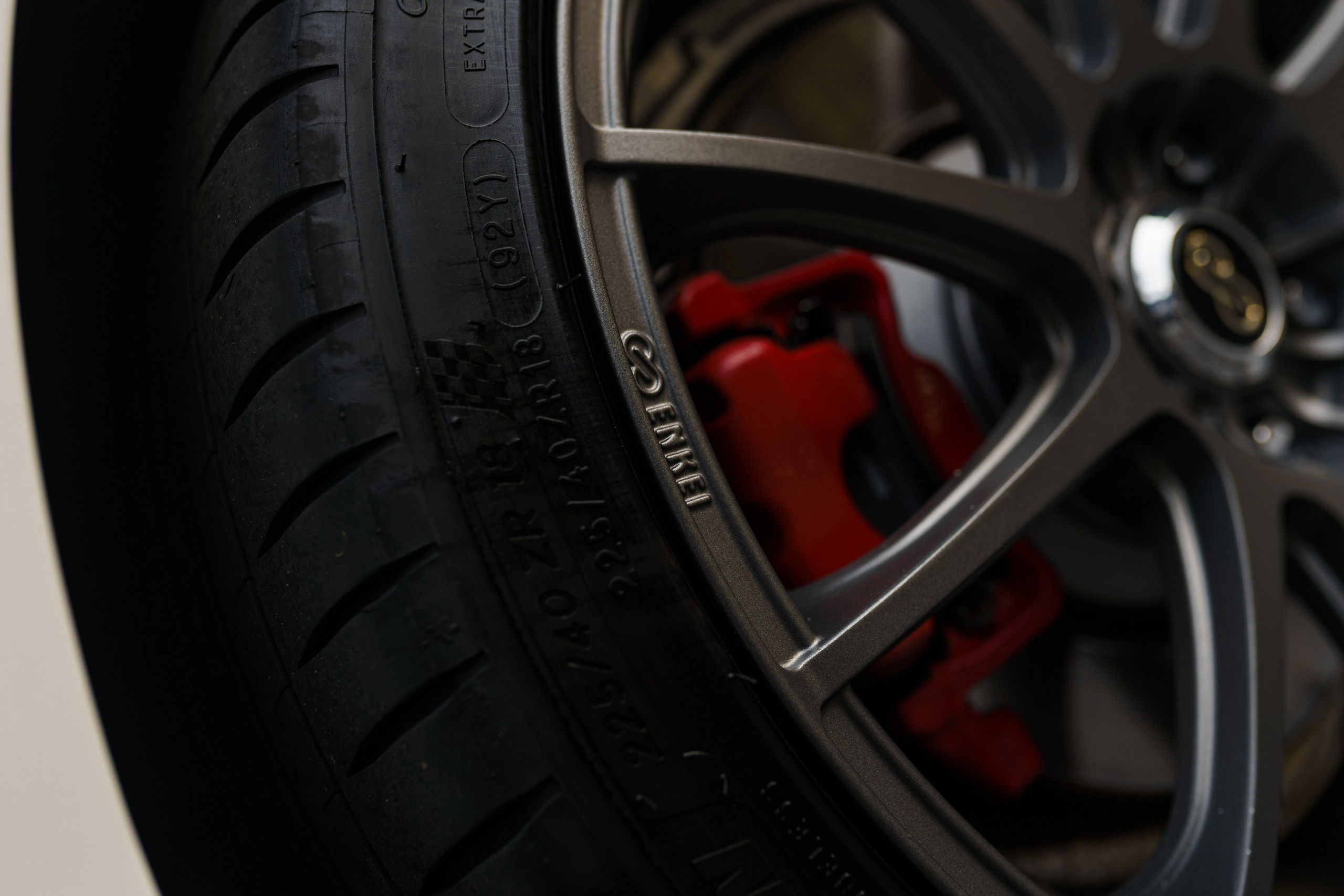 Съёмка автомобилей на продажу. Автомобильный фотограф в Москве | Базилев Александр