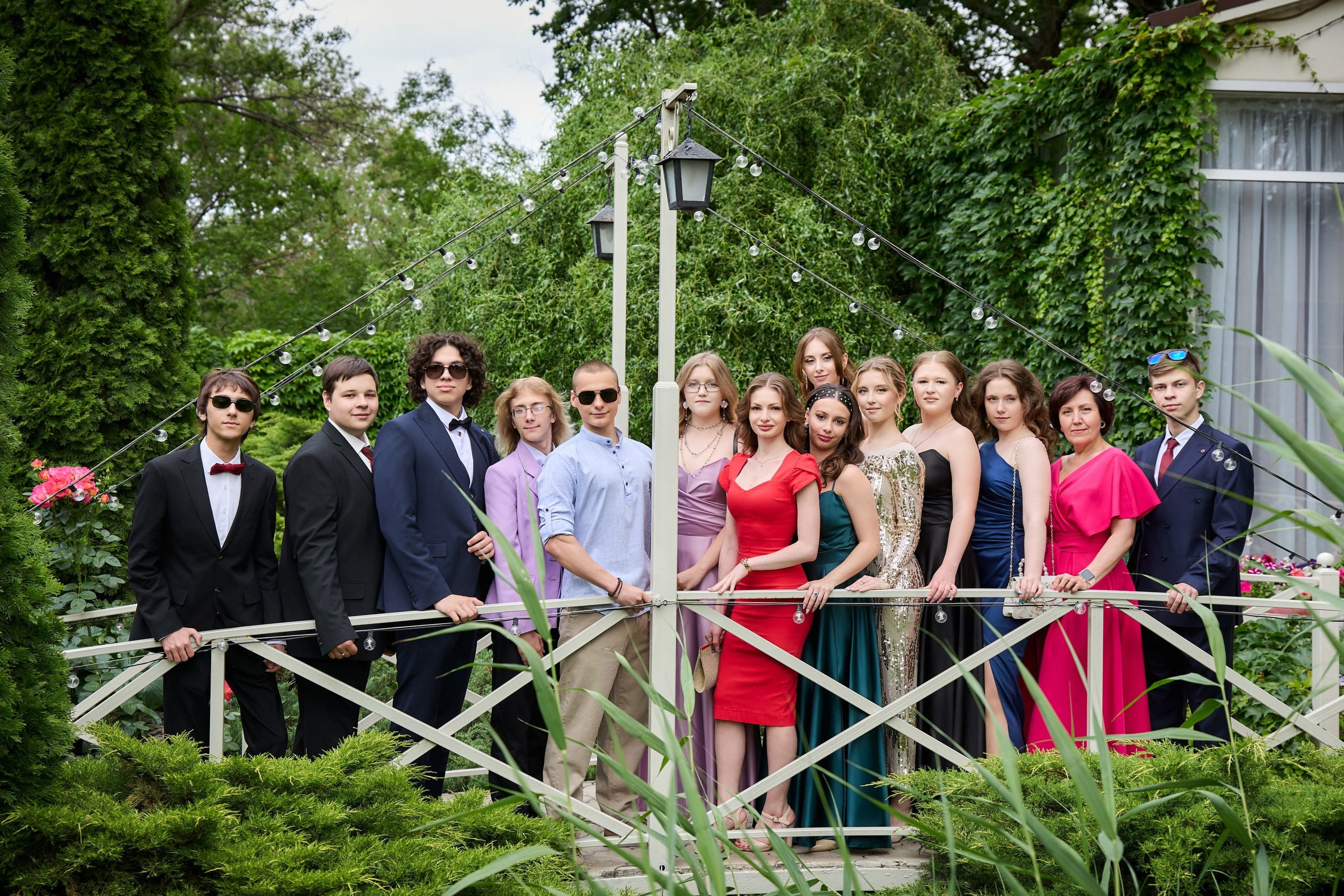 ШКОЛЬНИКИ. ВЫПУСКНОЙ. «КАСПИЙ». Фотограф Татаринов Андрей (Донецк / Макеевка)