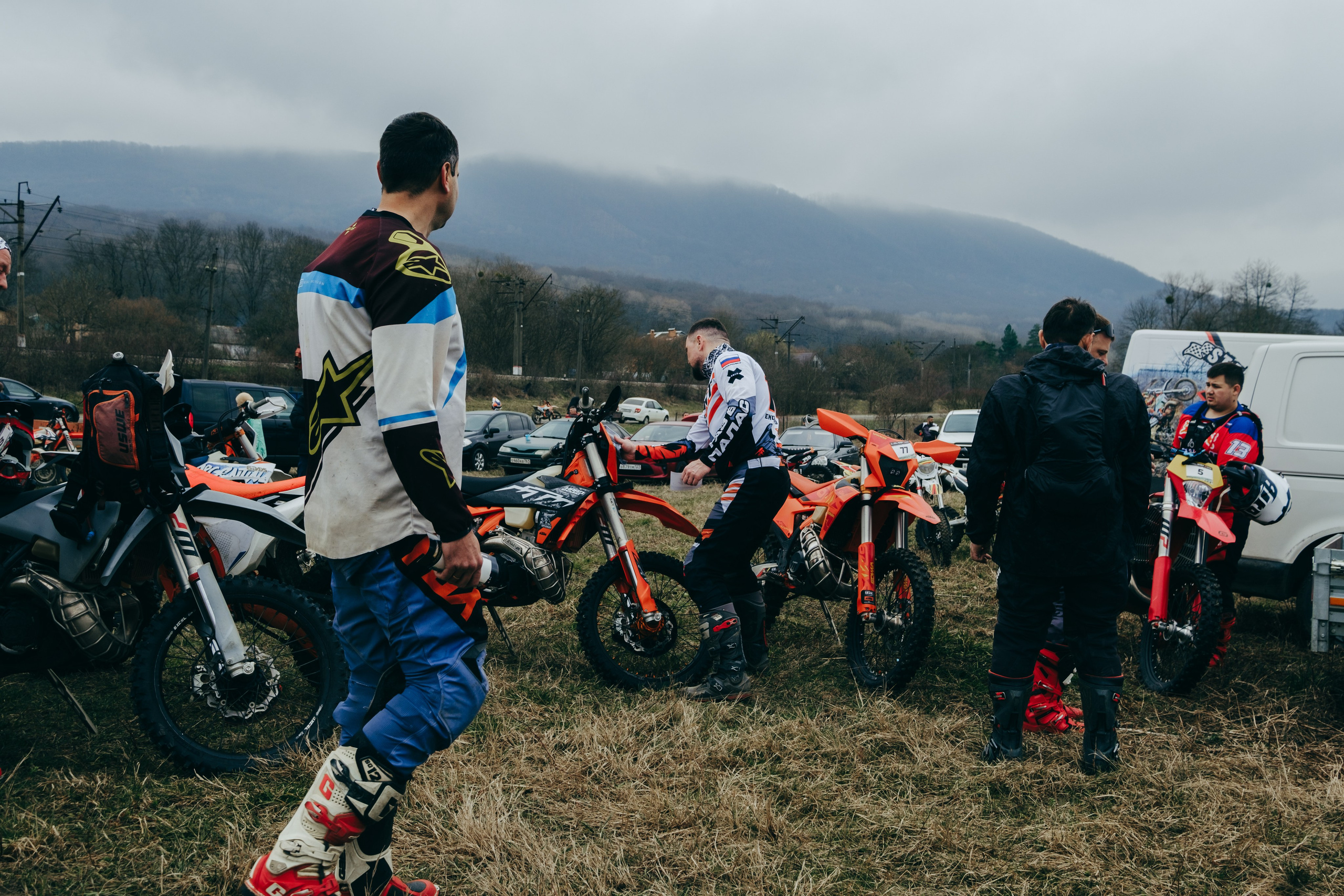 Эндуро Фест от Shamax Motors (Краснодар). Свадебный фотограф Денис Ожигин в Краснодаре и крае. Эмоциональная и стильная съемка вашего дня