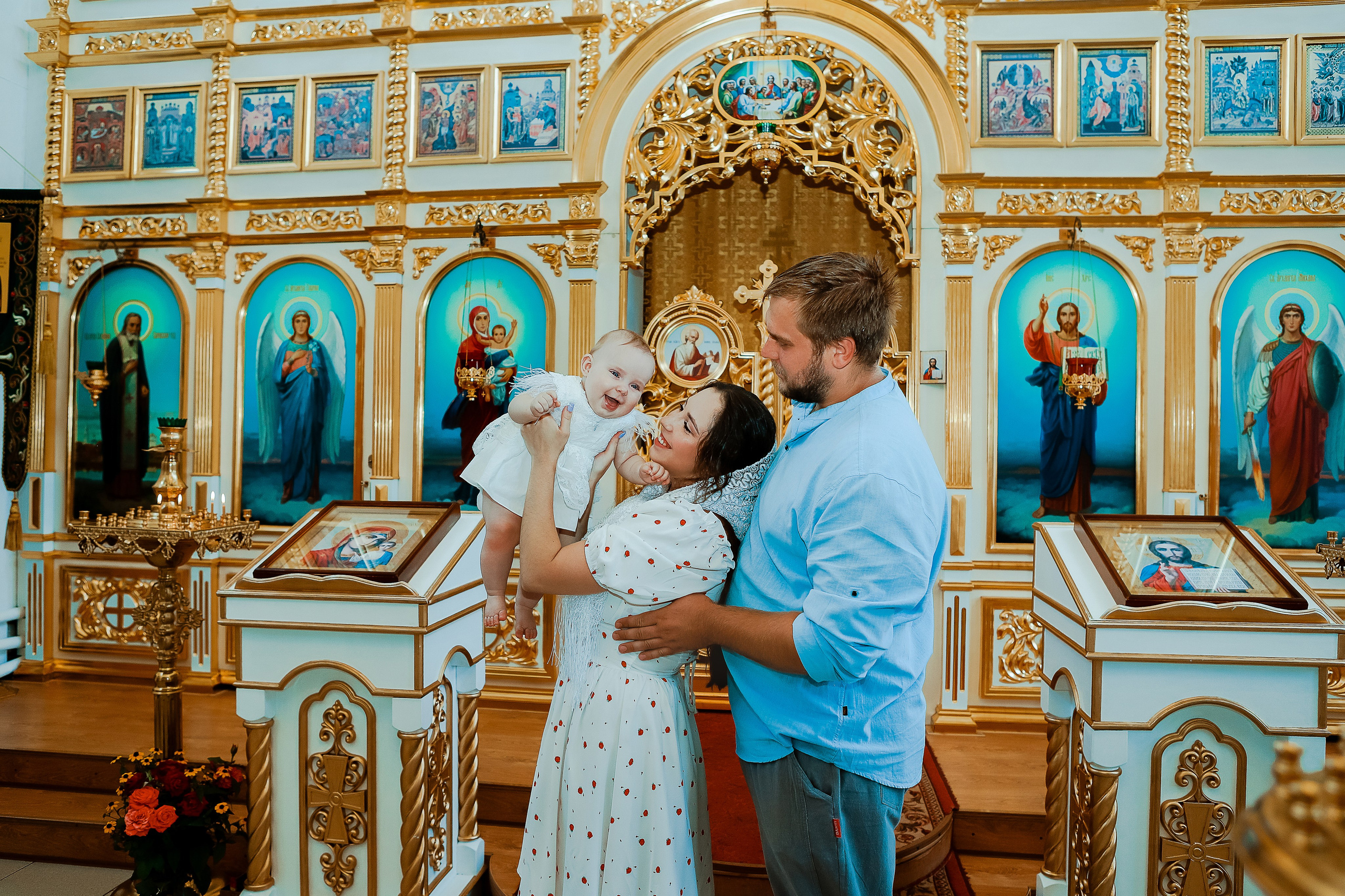 Таинство Крещения Отца и Дочери. Свадебный фотограф Евгения Фролова г. Каменск-Шахтинский, Донецк, Ростов