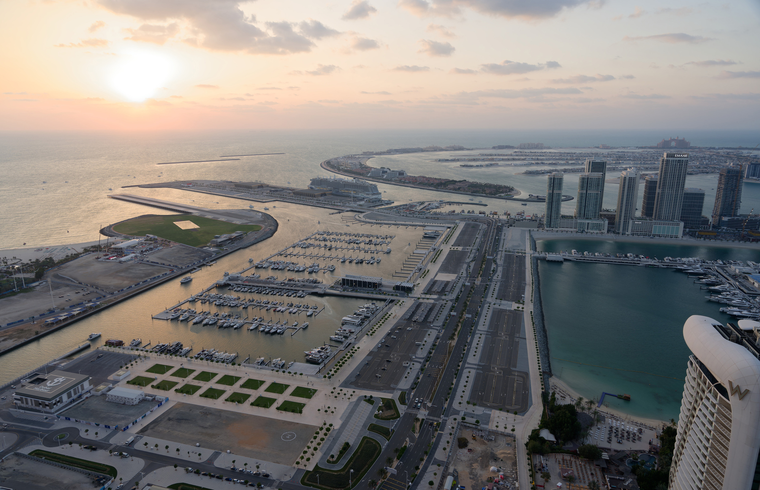 view at Dubai Harbour