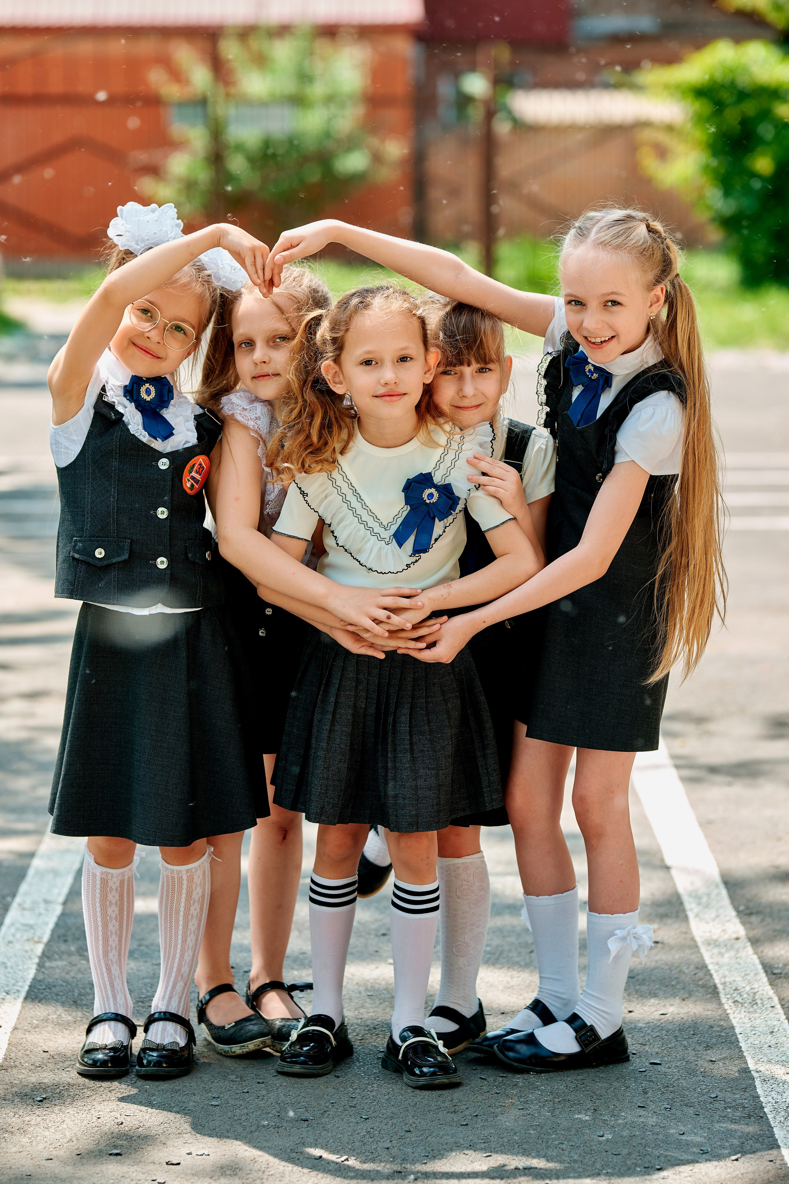 Съемка для альбома с 1-4 класс. 1 класс 33 лицей. Фотограф Таганрог Анна Трайжон