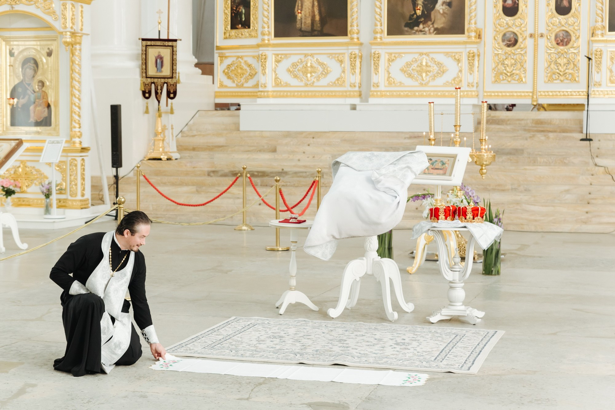 где лучше венчаться спб, смольный собор, сколько стоит венчание, лучший храм церковь для венчания, стоимость венчания в смольном соборе, фотограф на венчание, обвенчаться в Питере, смольный собор как обвенчаться