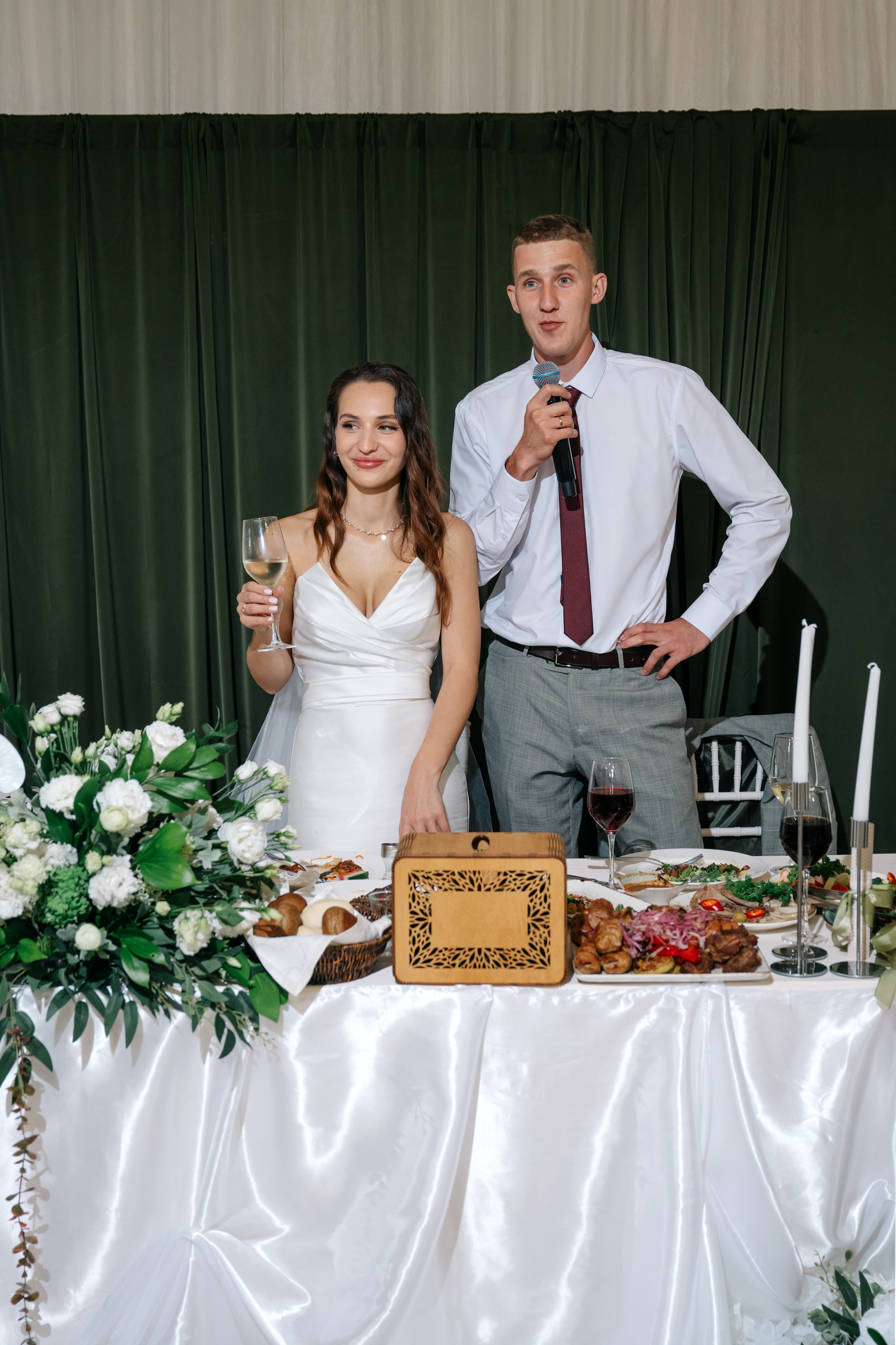 Свадьба в Гребнево в Трубецком. Свадебный и семейный фотограф Виктория Носачёва. Щелково, Москва и МО