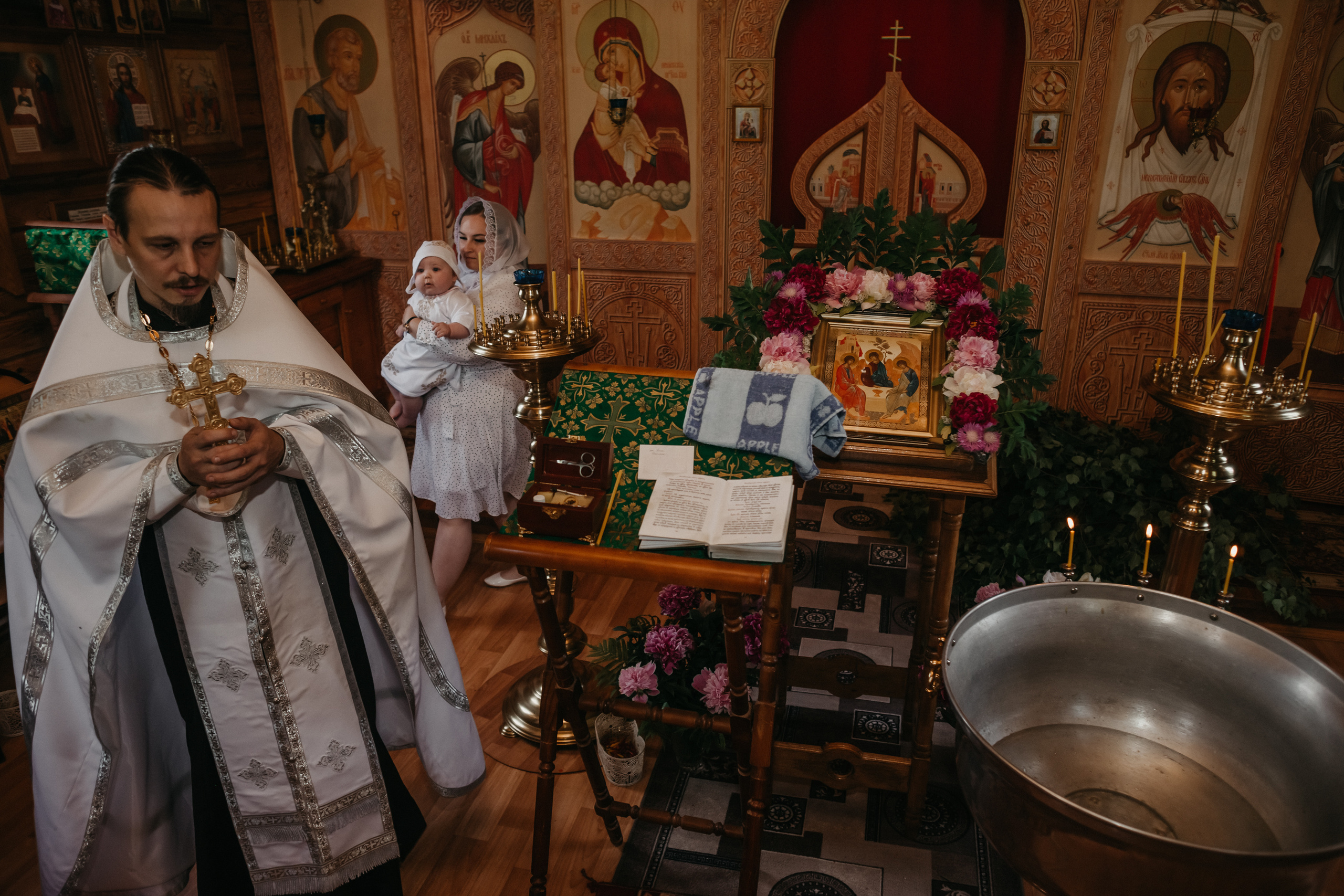 Крещение ребенка. Ольга Плаксина фотограф в Саратове