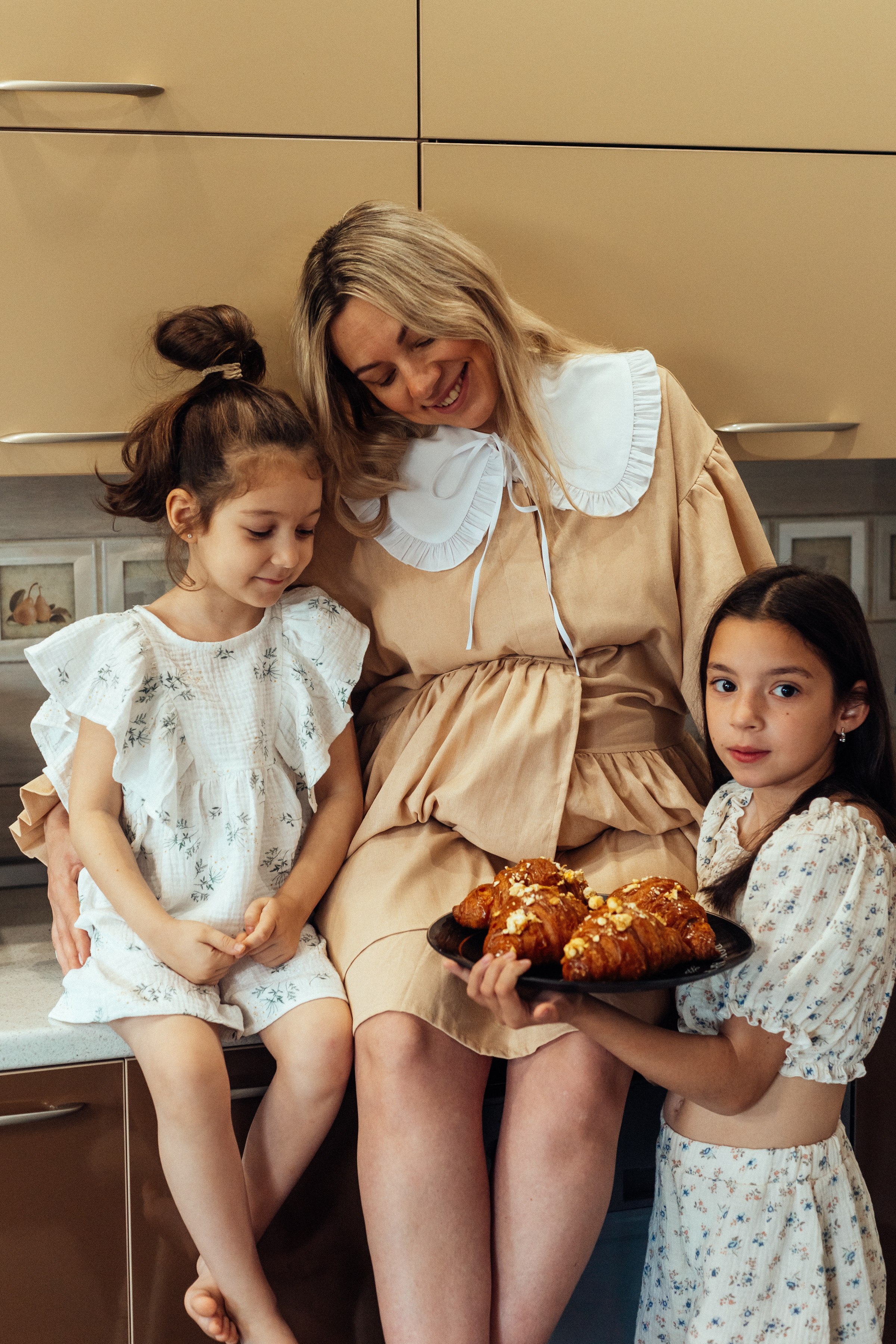 Домашняя семейная сьемка семьи Давидянц. Ольга Плаксина фотограф в Саратове