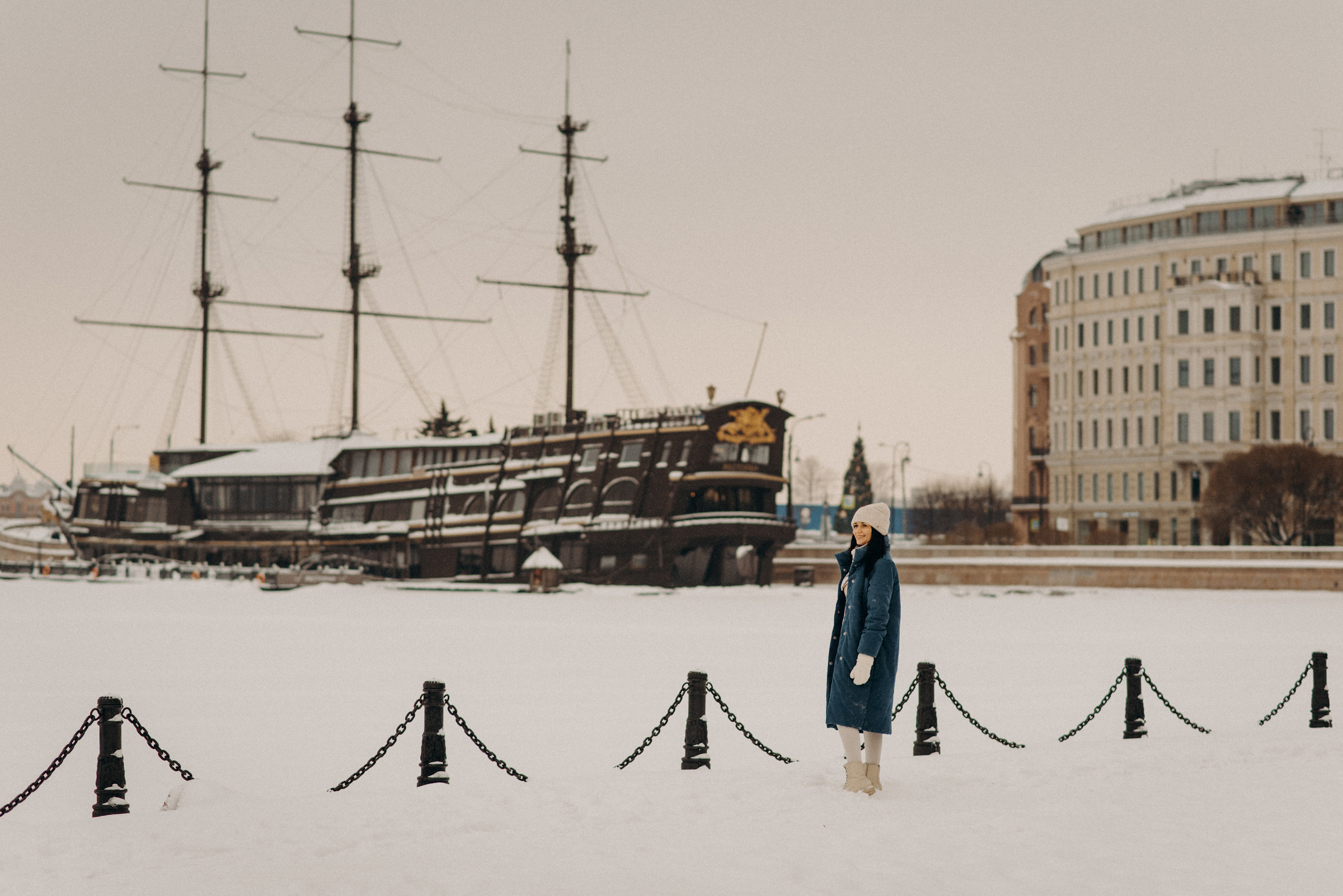 Индивидуальная фотосессия на улице зимой