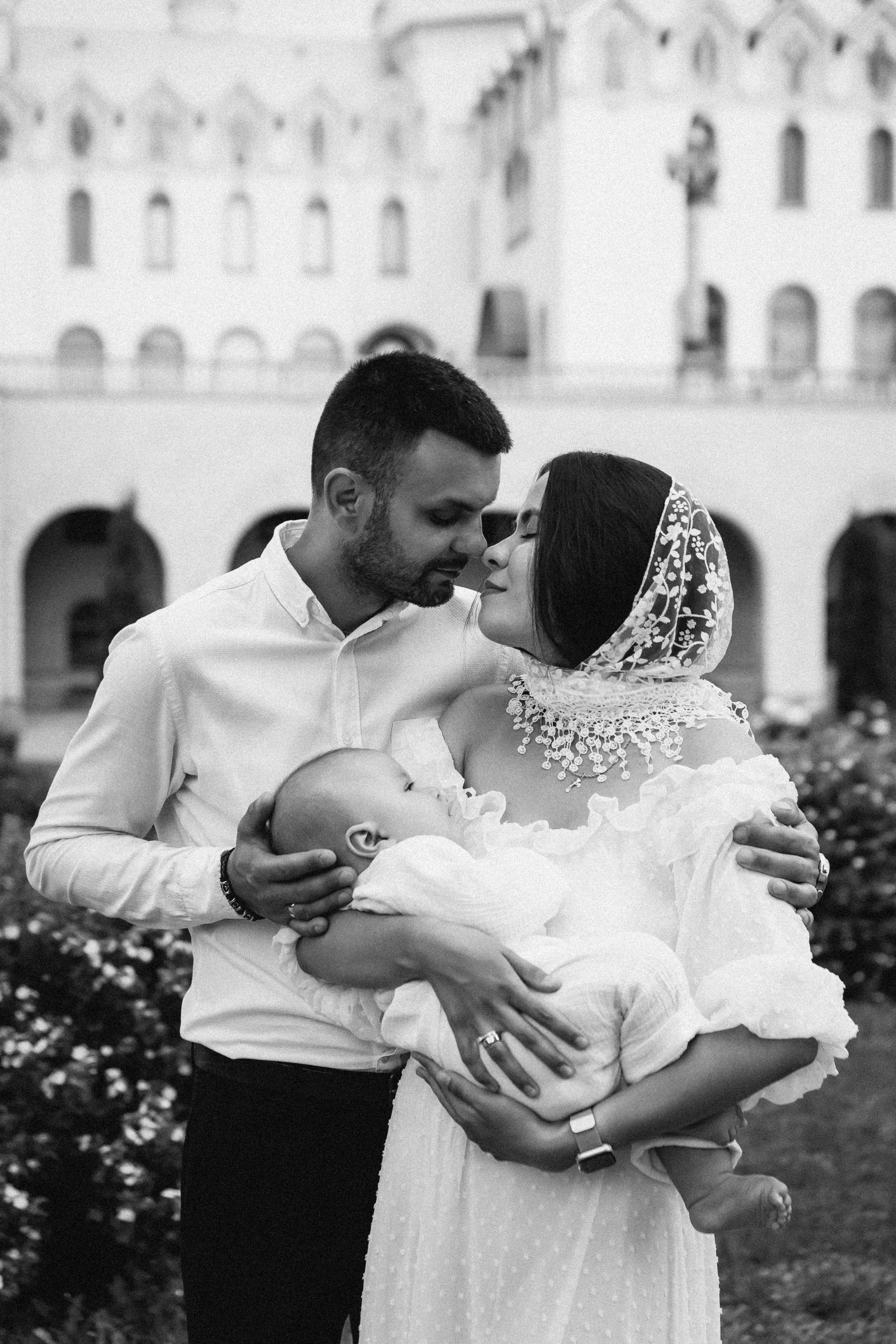 Крещение Амира. Семейный фотограф Минск Усова Ольга