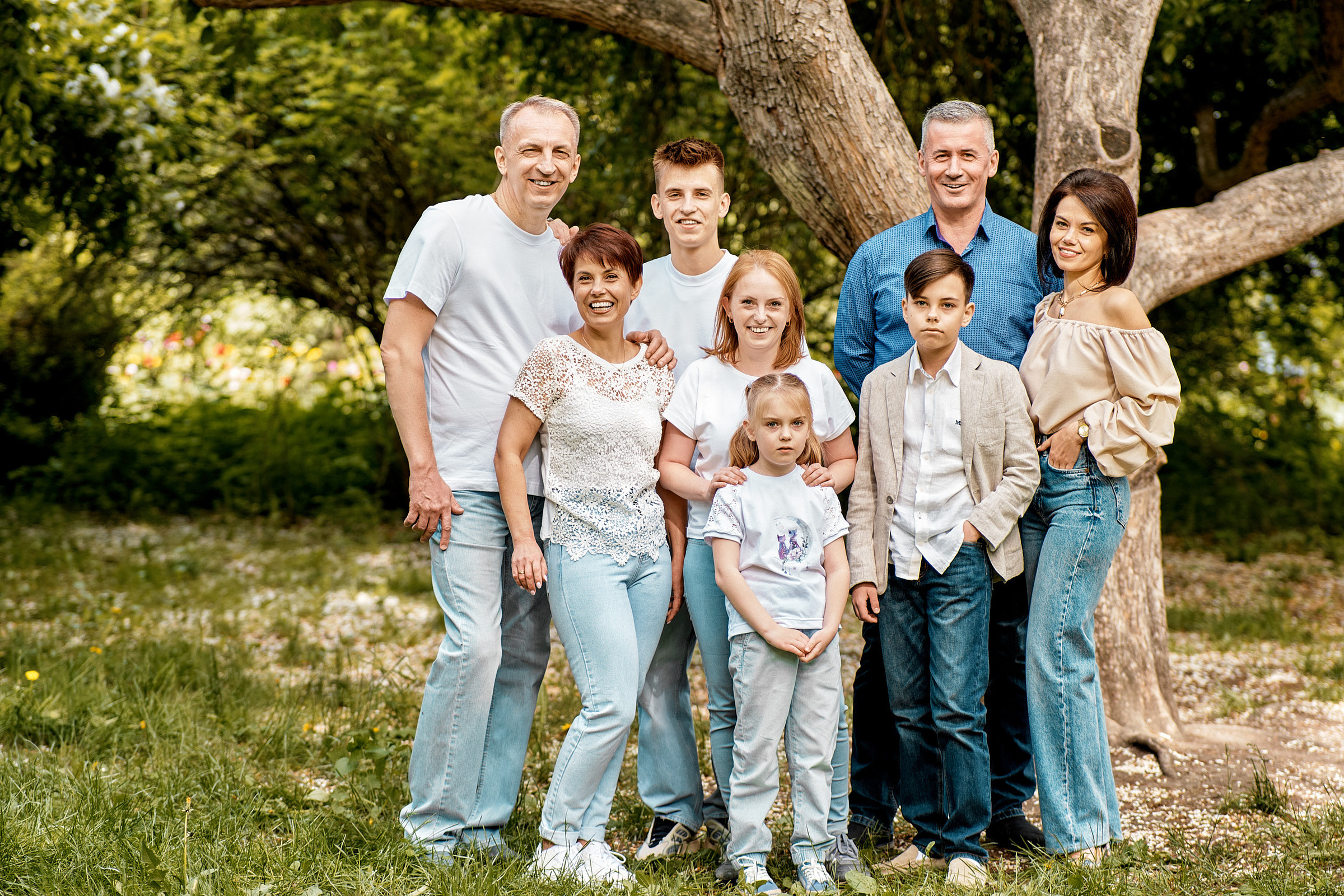 Фотосессия ''Семейное древо'' в парке. Профессиональный фотограф в Екатеринбурге Юра Сахар
